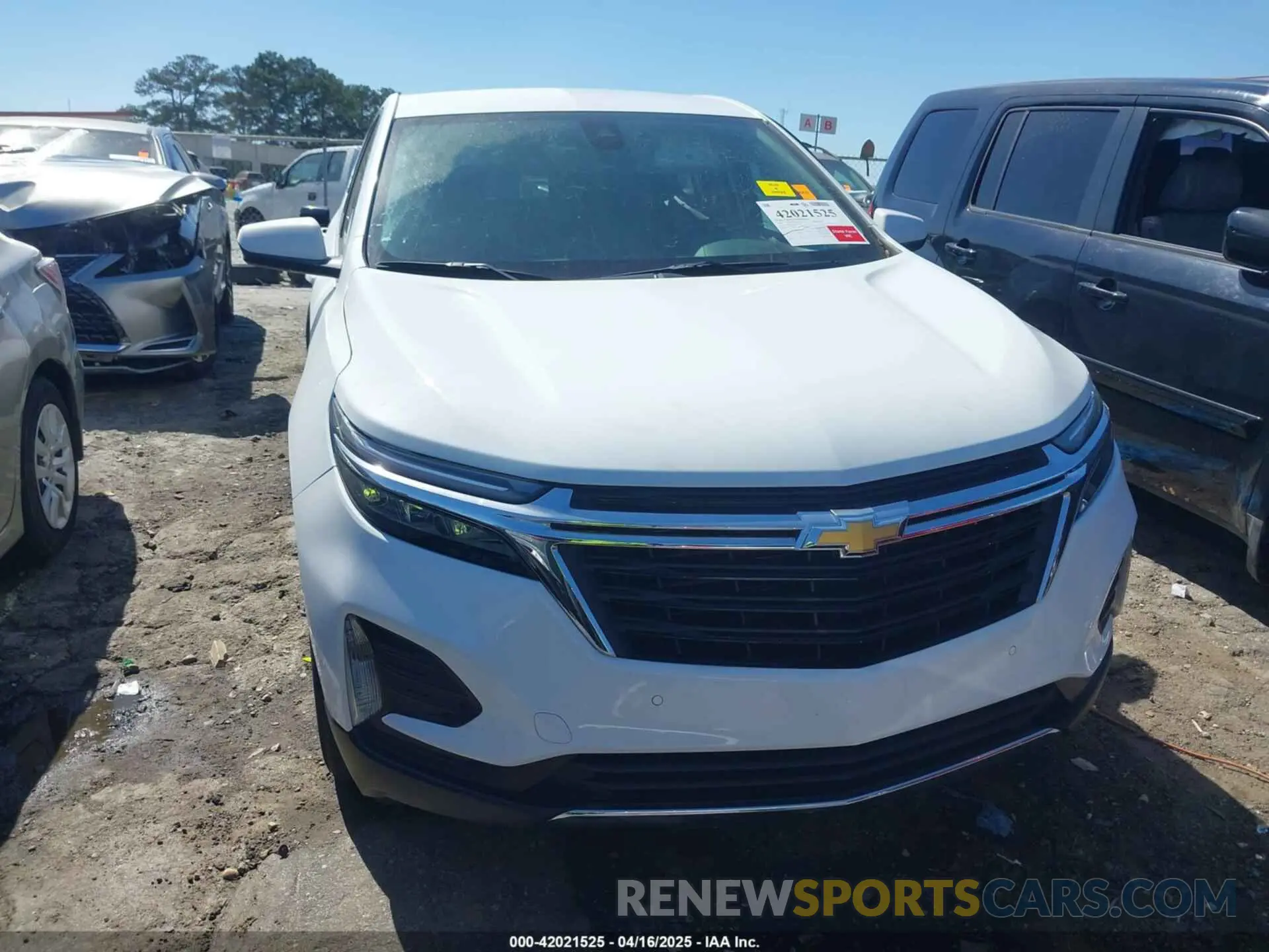 12 Photograph of a damaged car 3GNAXKEG3RS232431 CHEVROLET EQUINOX 2024