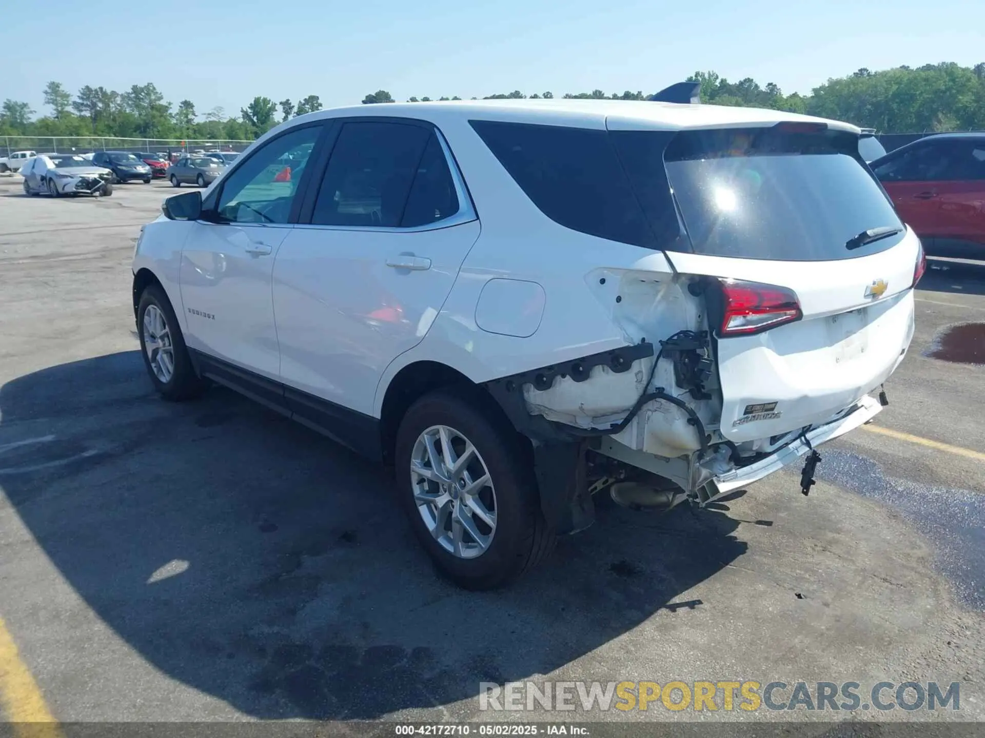 3 Photograph of a damaged car 3GNAXKEG4RL111286 CHEVROLET EQUINOX 2024