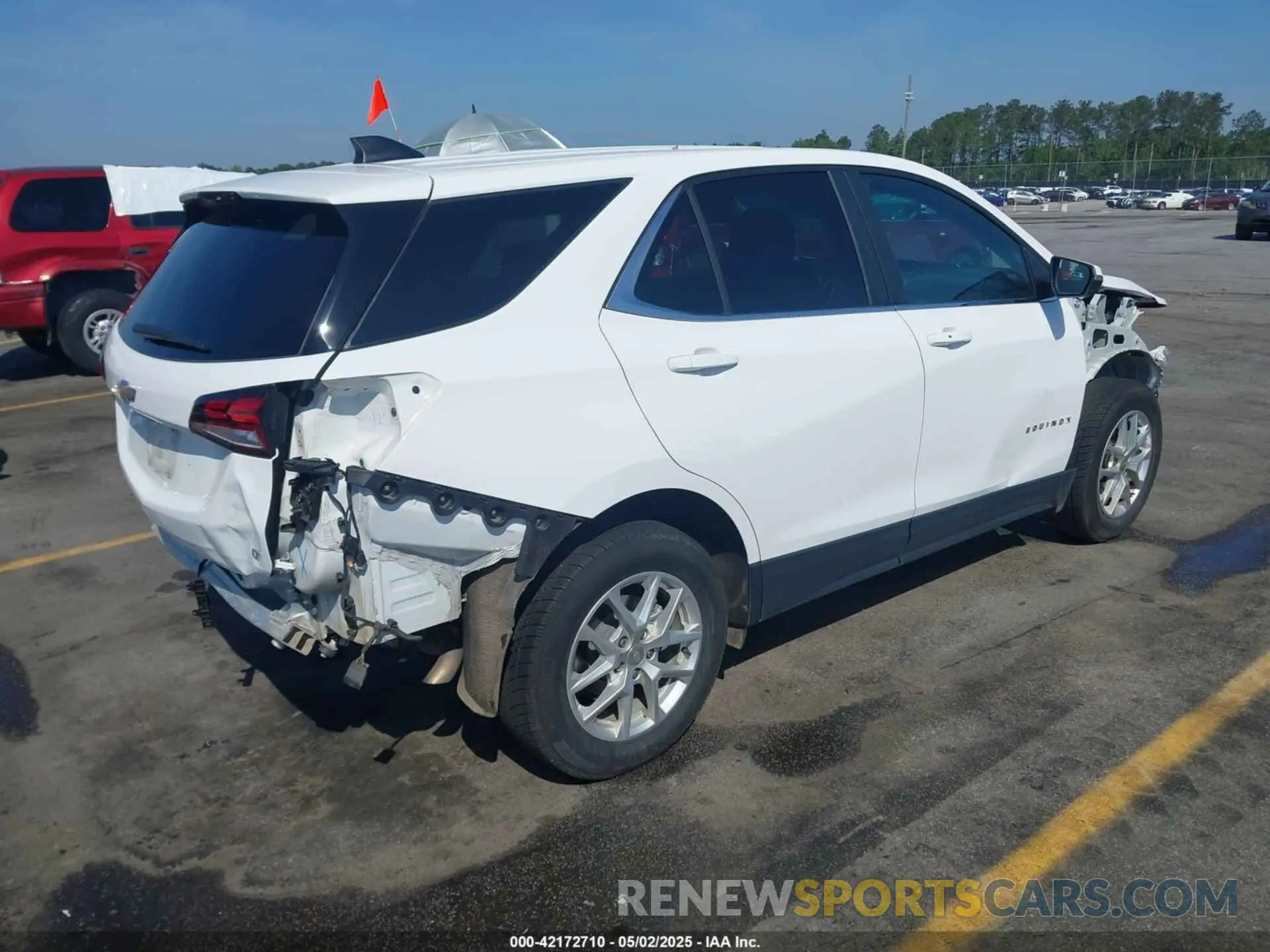 4 Photograph of a damaged car 3GNAXKEG4RL111286 CHEVROLET EQUINOX 2024