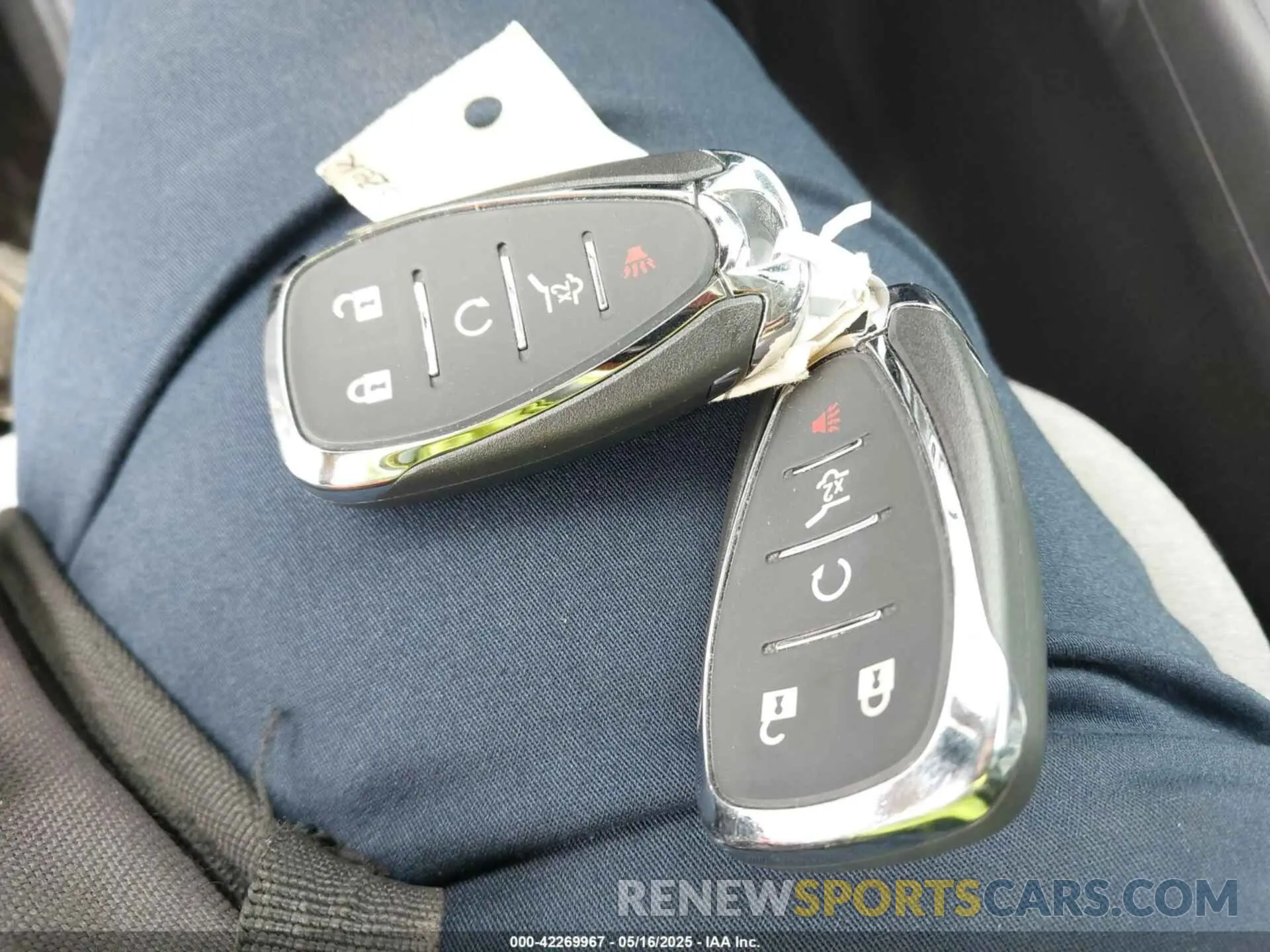 11 Photograph of a damaged car 3GNAXKEG4RL146409 CHEVROLET EQUINOX 2024