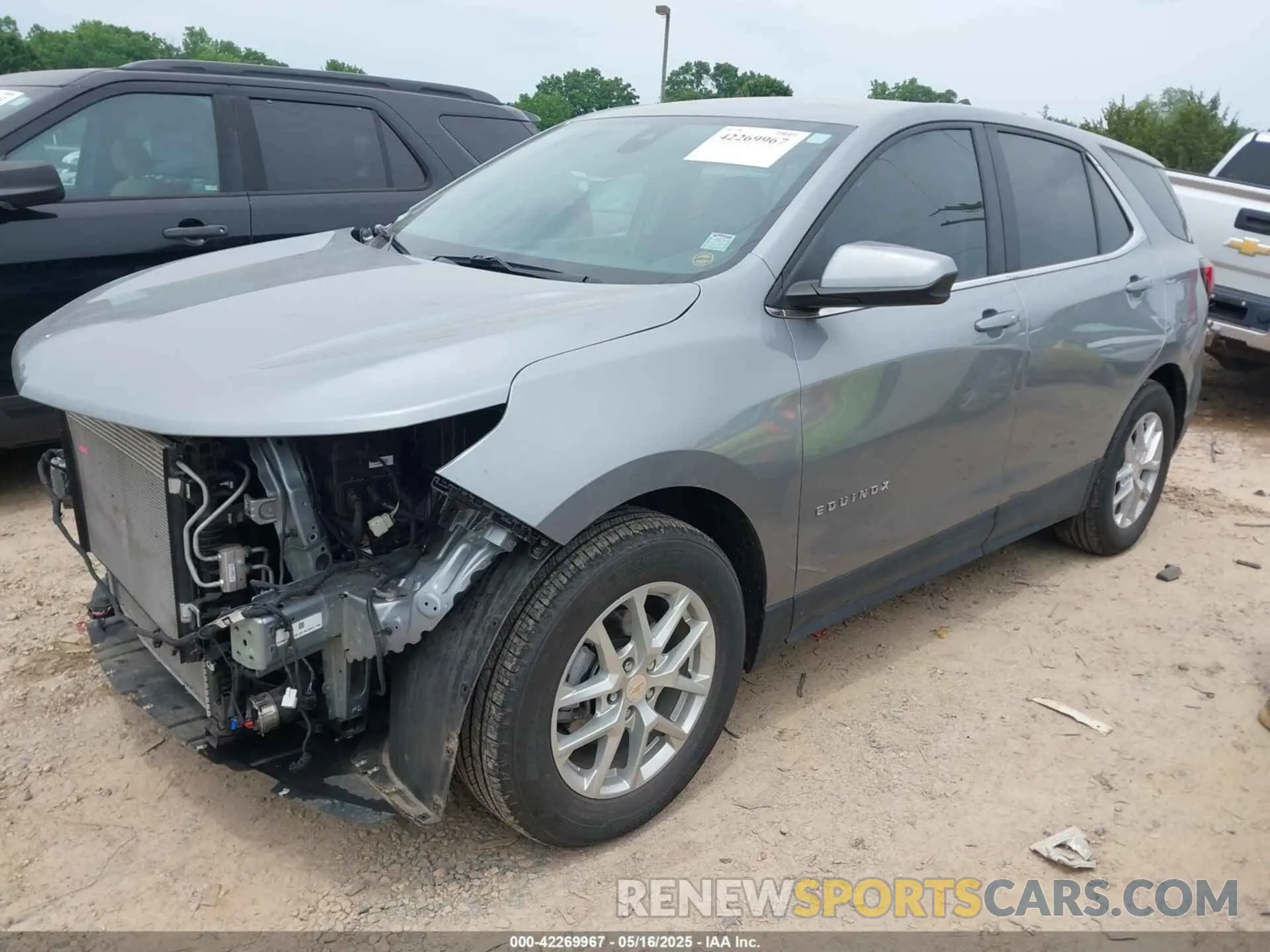 2 Photograph of a damaged car 3GNAXKEG4RL146409 CHEVROLET EQUINOX 2024