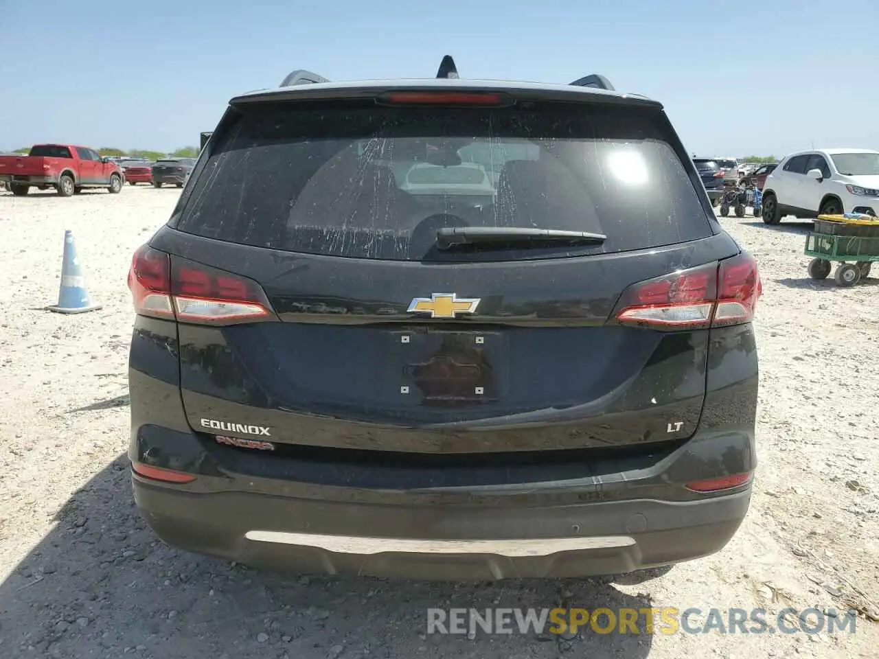 6 Photograph of a damaged car 3GNAXKEG4RL172251 CHEVROLET EQUINOX 2024