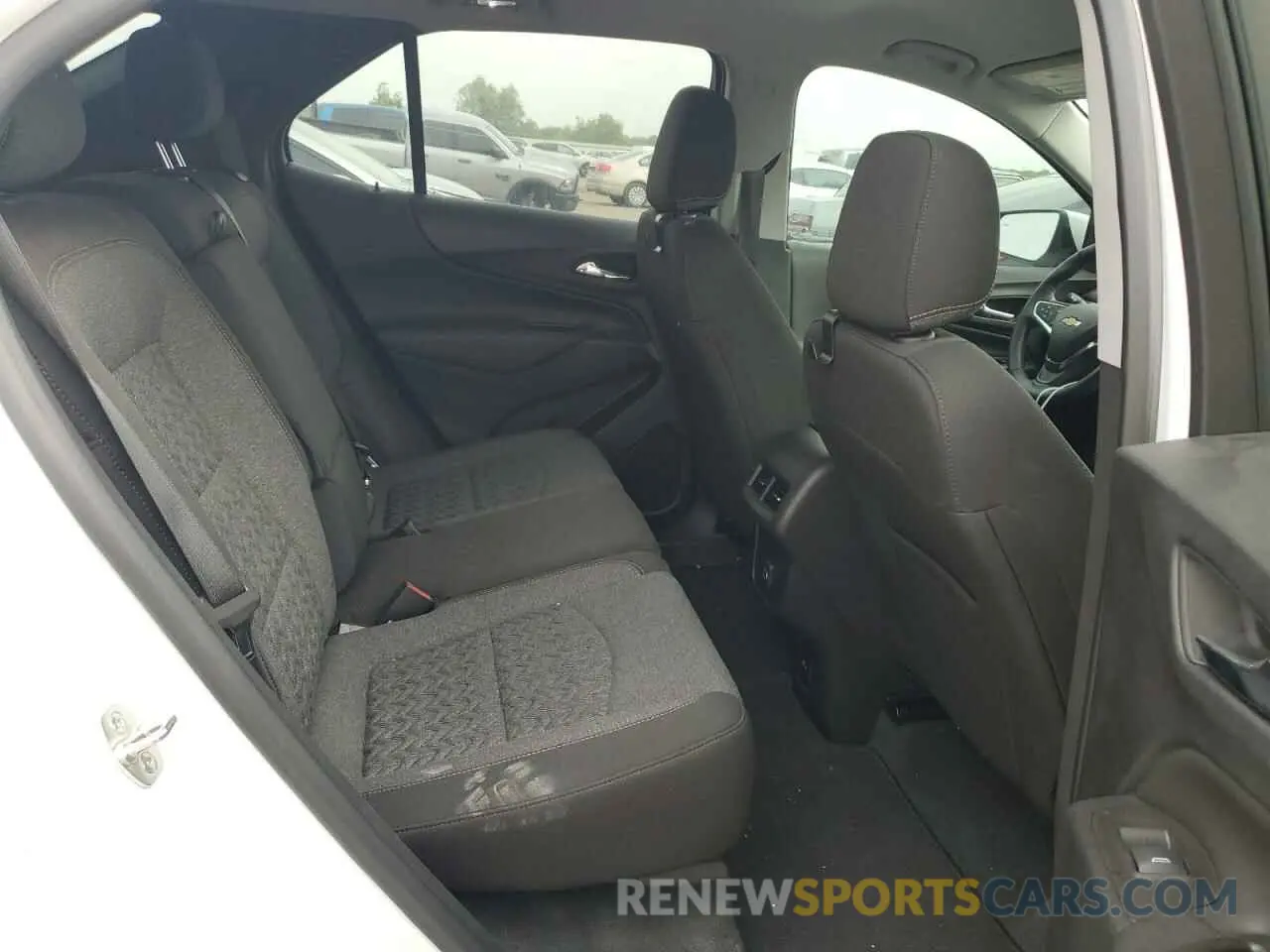 10 Photograph of a damaged car 3GNAXKEG4RS106465 CHEVROLET EQUINOX 2024