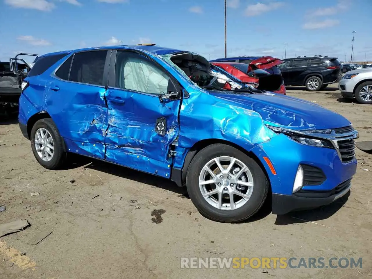 4 Photograph of a damaged car 3GNAXKEG4RS114758 CHEVROLET EQUINOX 2024