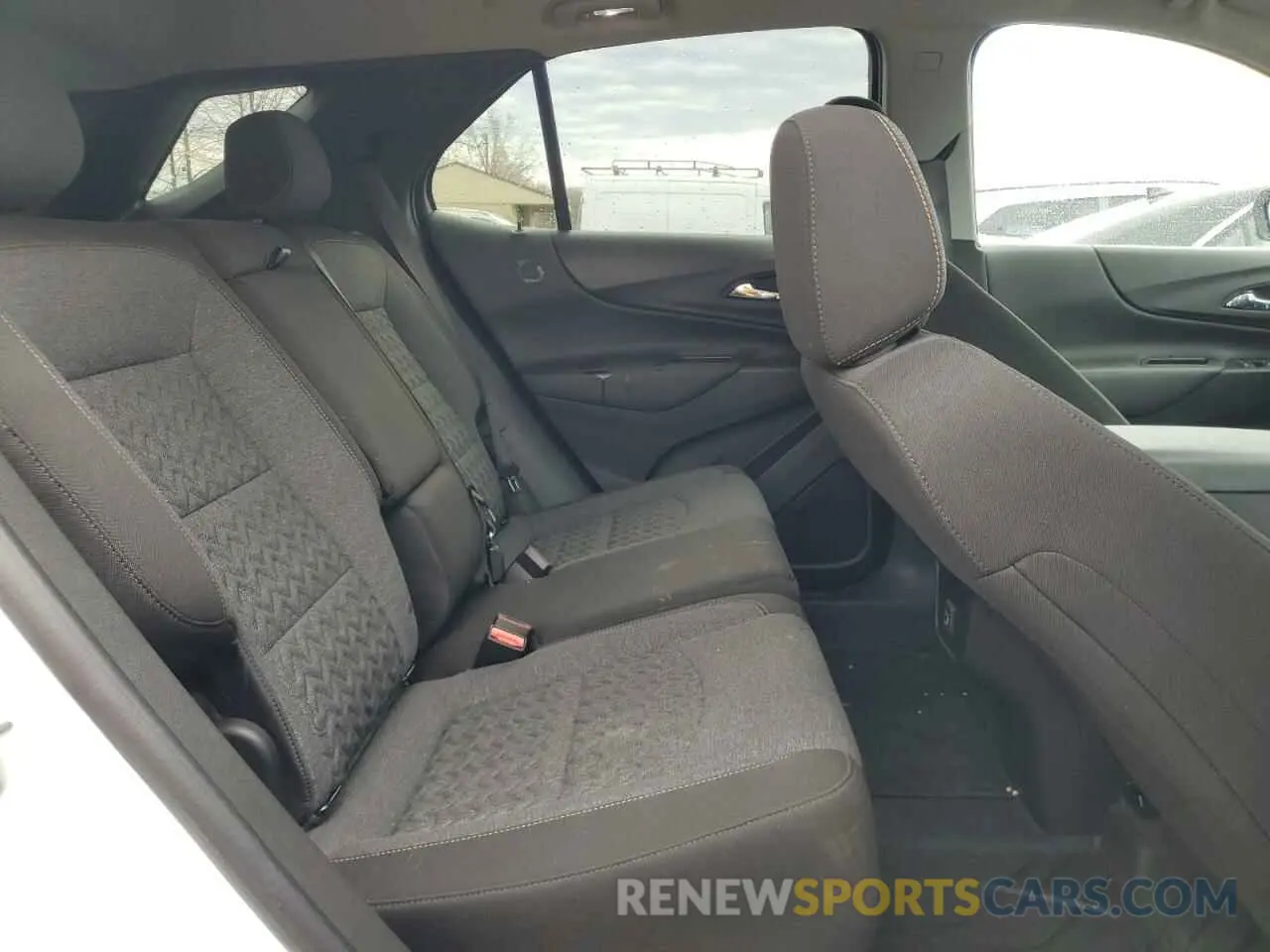 11 Photograph of a damaged car 3GNAXKEG5RL110258 CHEVROLET EQUINOX 2024