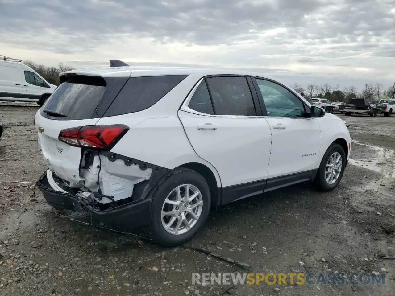 3 Photograph of a damaged car 3GNAXKEG5RL110258 CHEVROLET EQUINOX 2024