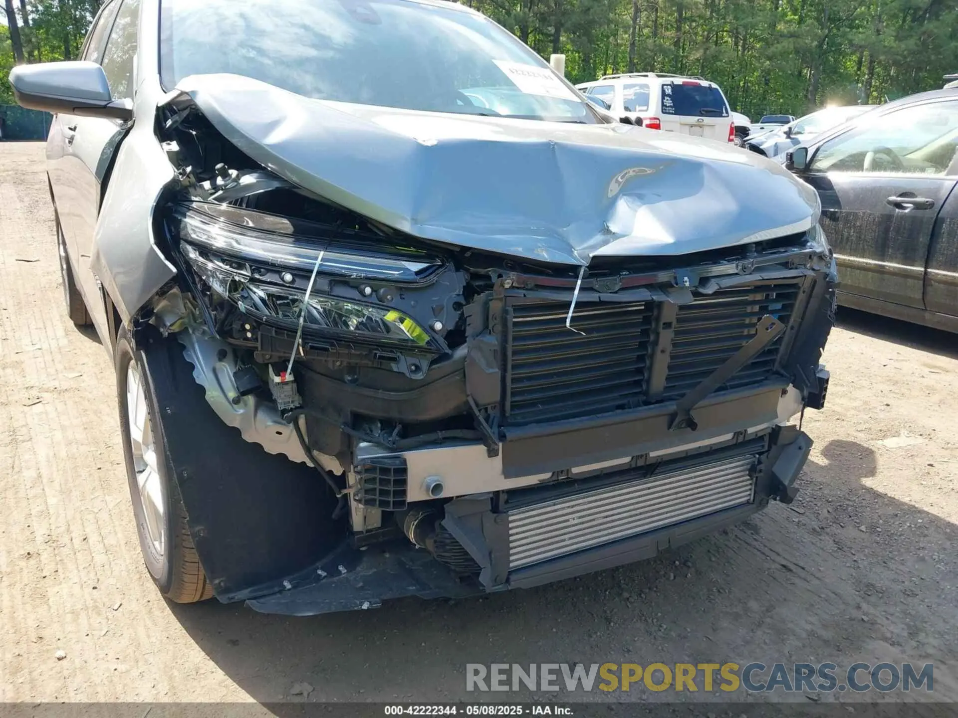 6 Photograph of a damaged car 3GNAXKEG5RL334386 CHEVROLET EQUINOX 2024