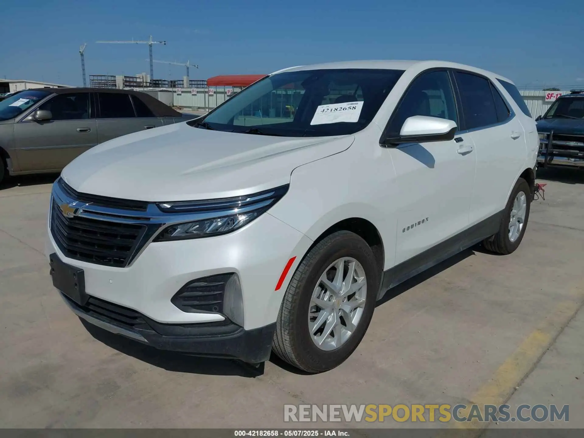 2 Photograph of a damaged car 3GNAXKEG5RS120231 CHEVROLET EQUINOX 2024