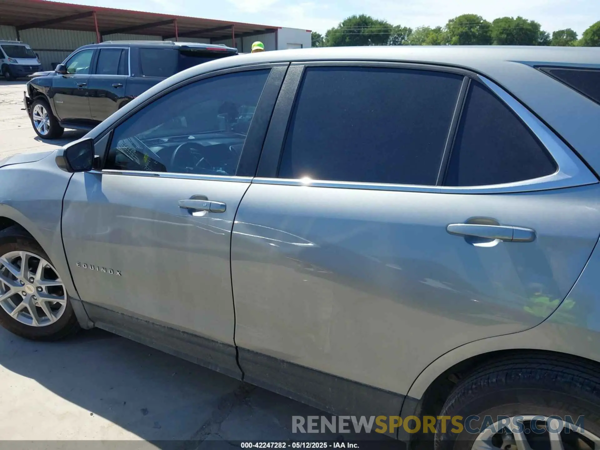 14 Photograph of a damaged car 3GNAXKEG5RS166304 CHEVROLET EQUINOX 2024
