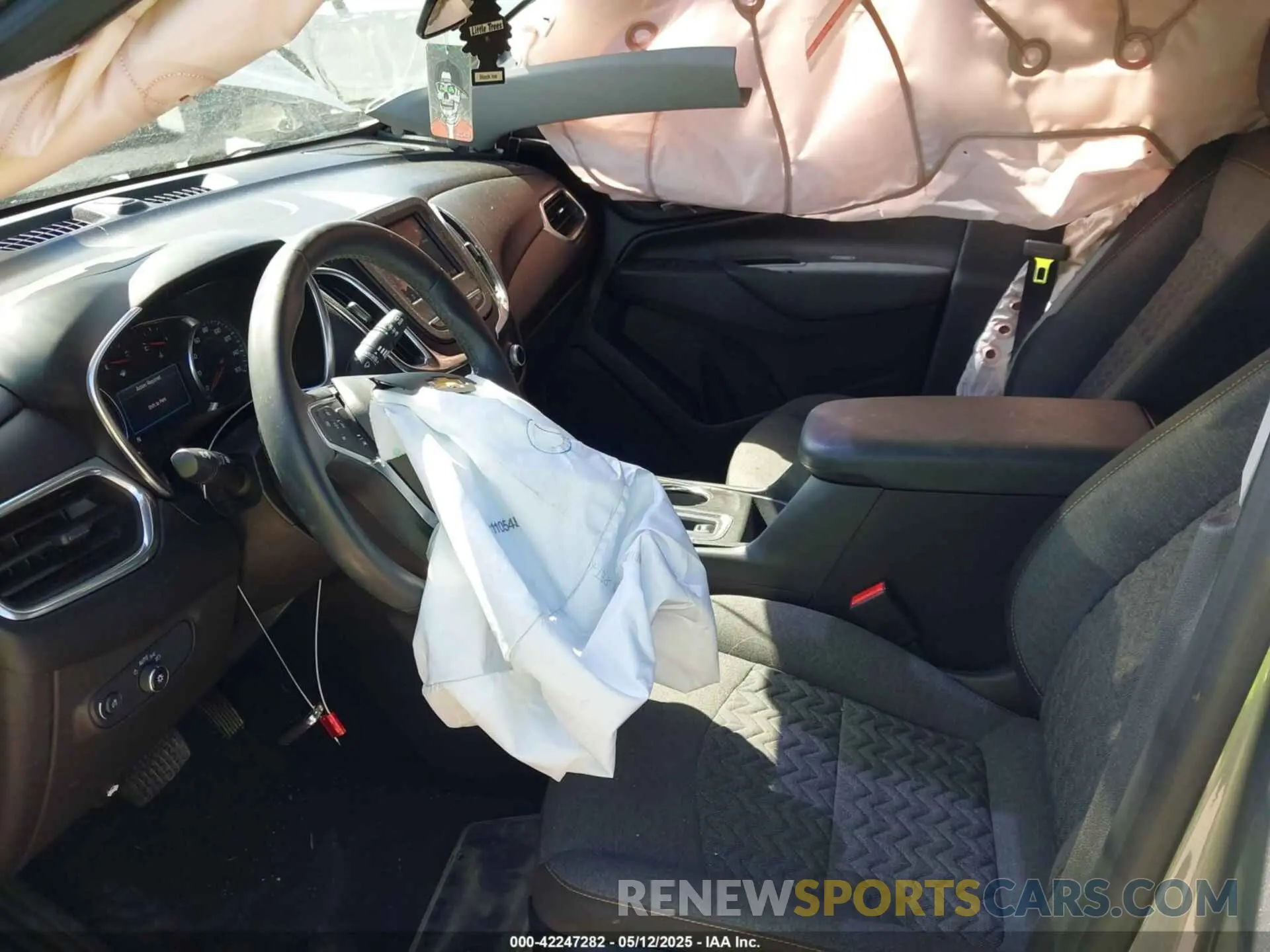 5 Photograph of a damaged car 3GNAXKEG5RS166304 CHEVROLET EQUINOX 2024