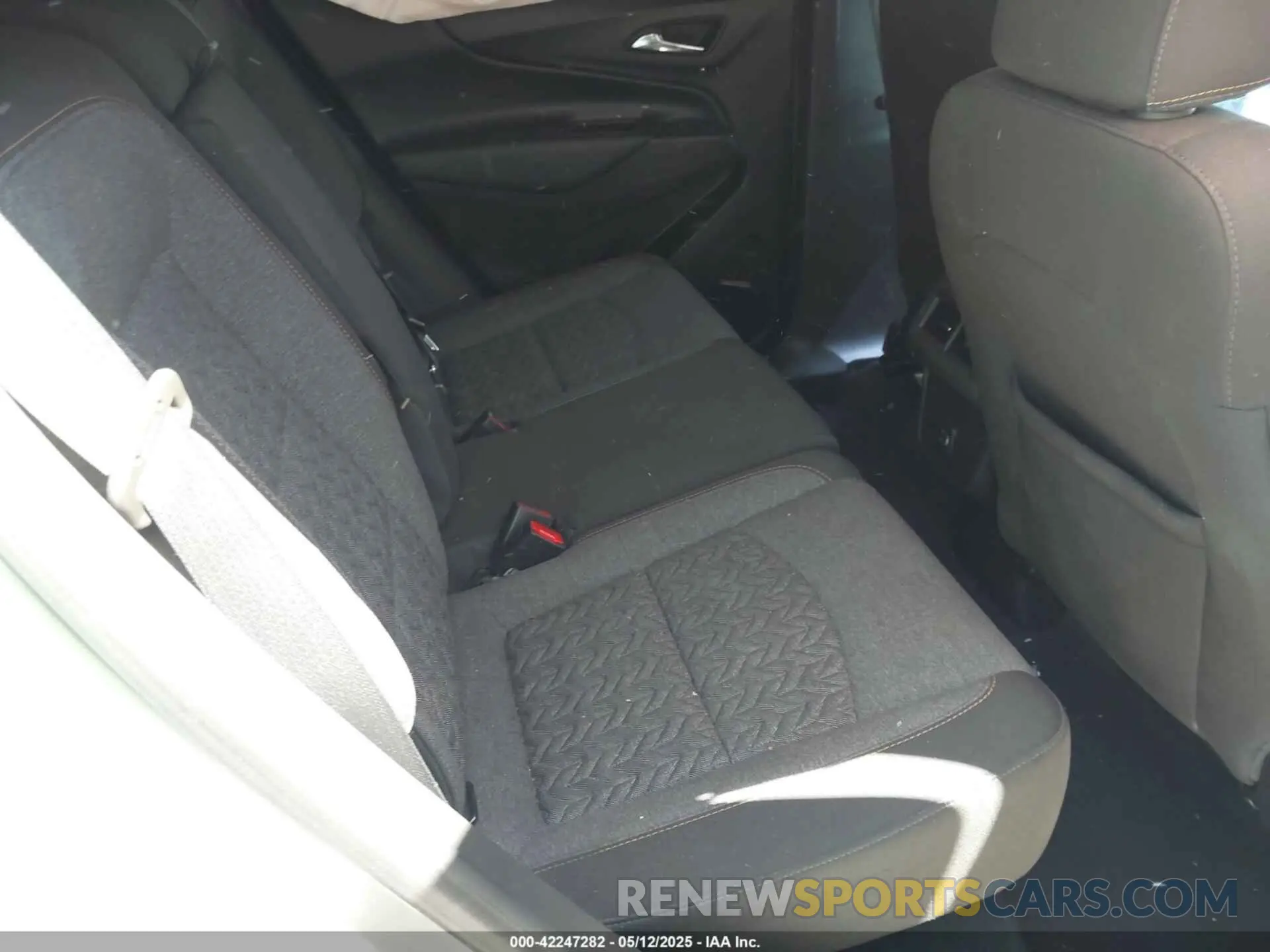 8 Photograph of a damaged car 3GNAXKEG5RS166304 CHEVROLET EQUINOX 2024