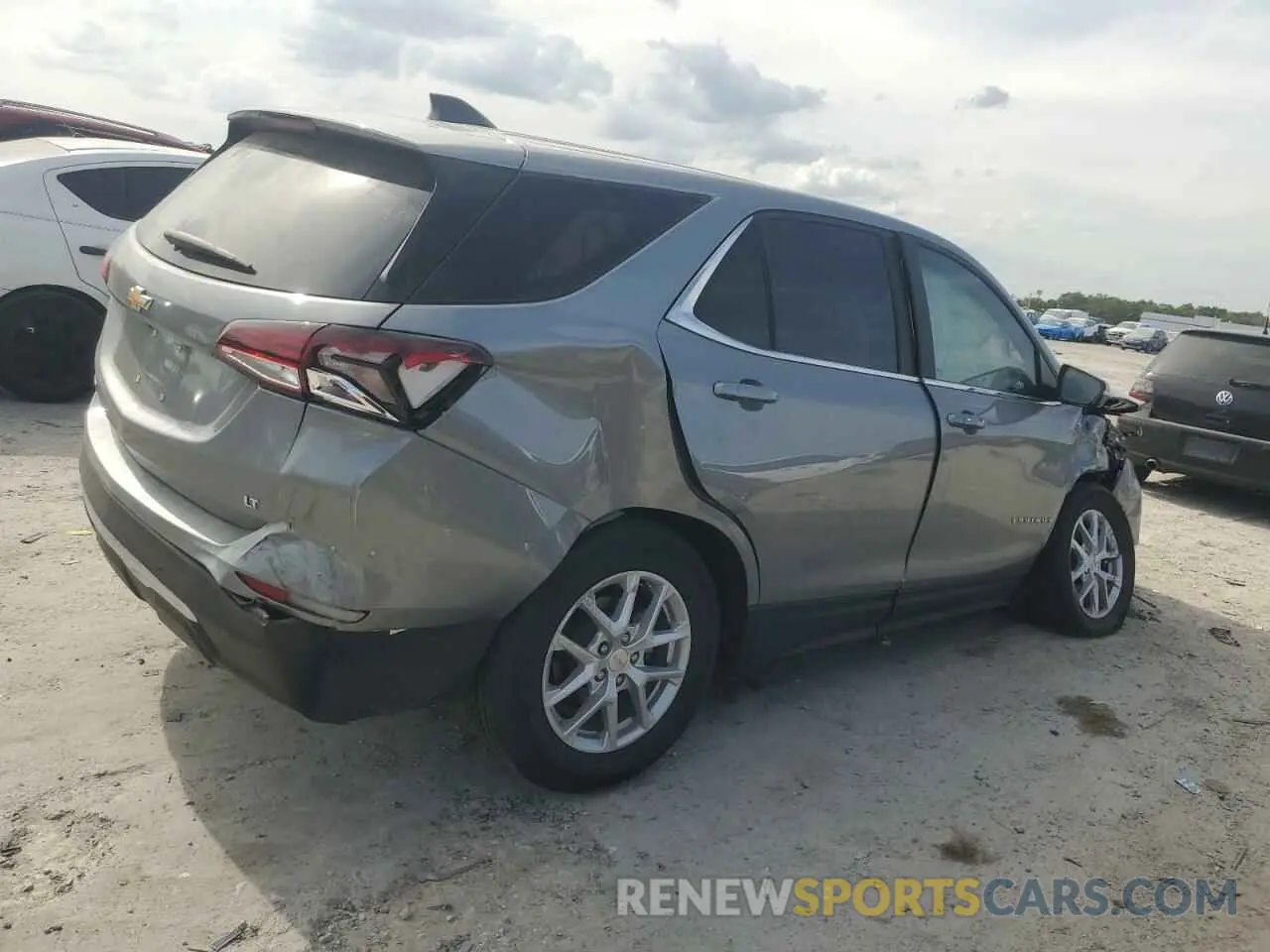 3 Photograph of a damaged car 3GNAXKEG6RL225323 CHEVROLET EQUINOX 2024