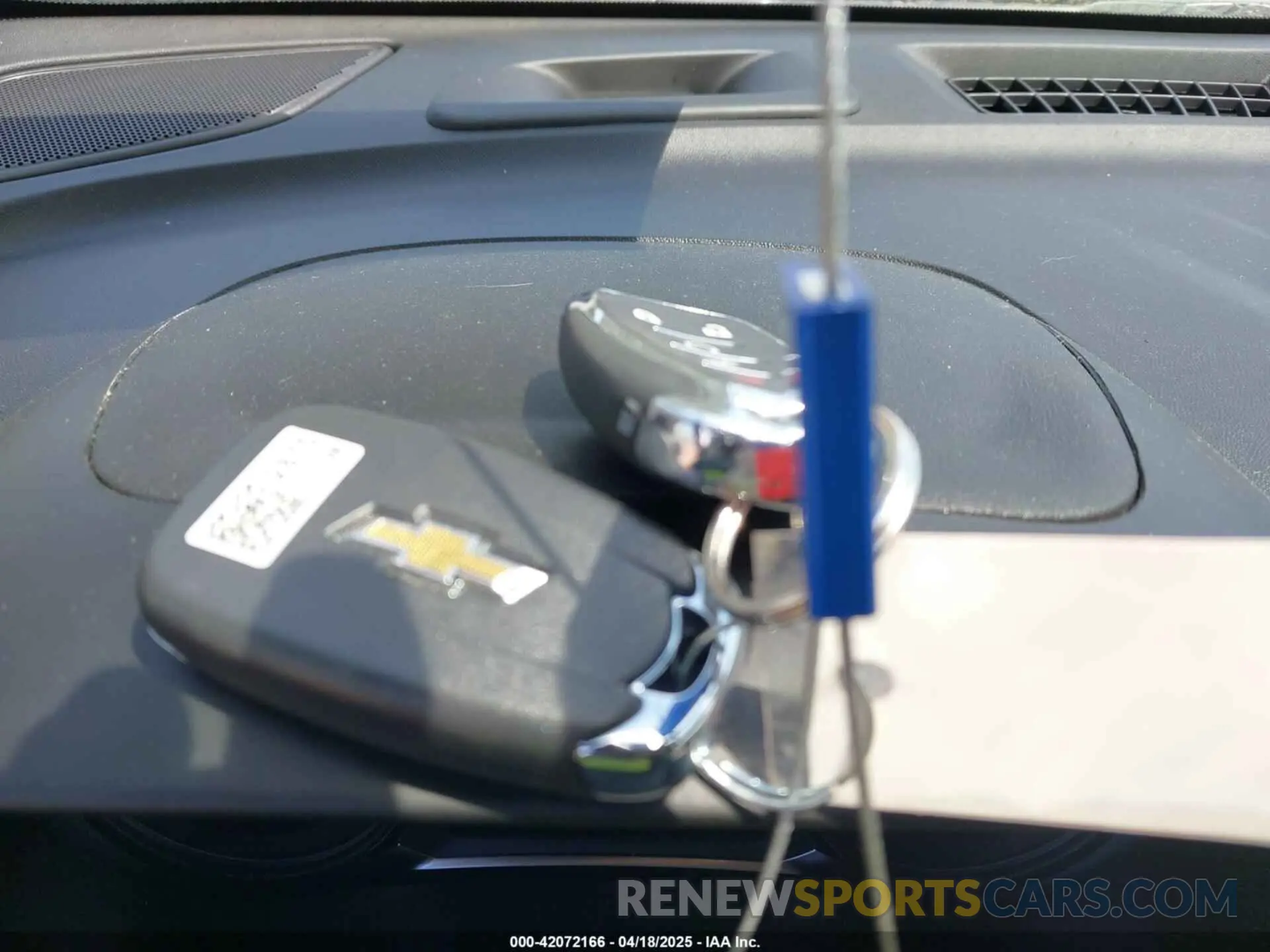 11 Photograph of a damaged car 3GNAXKEG6RL235852 CHEVROLET EQUINOX 2024