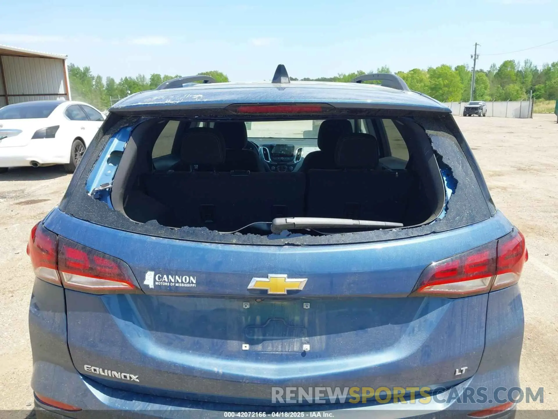 18 Photograph of a damaged car 3GNAXKEG6RL235852 CHEVROLET EQUINOX 2024