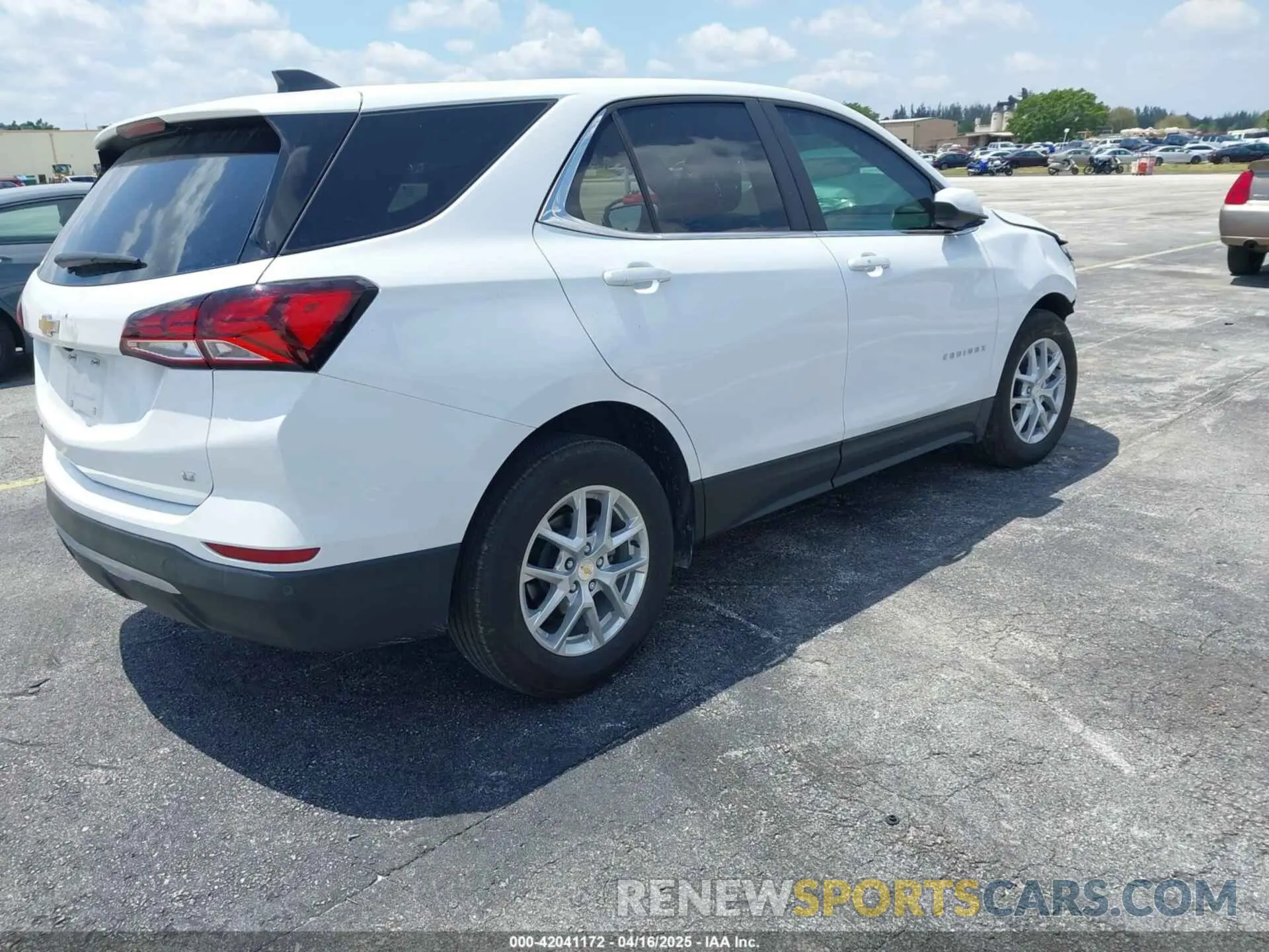 4 Photograph of a damaged car 3GNAXKEG6RL366344 CHEVROLET EQUINOX 2024
