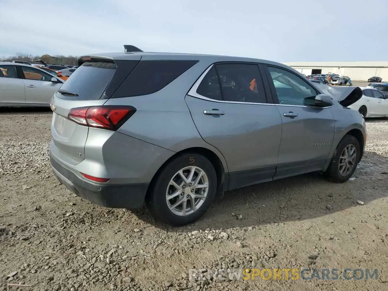 3 Photograph of a damaged car 3GNAXKEG6RS104278 CHEVROLET EQUINOX 2024
