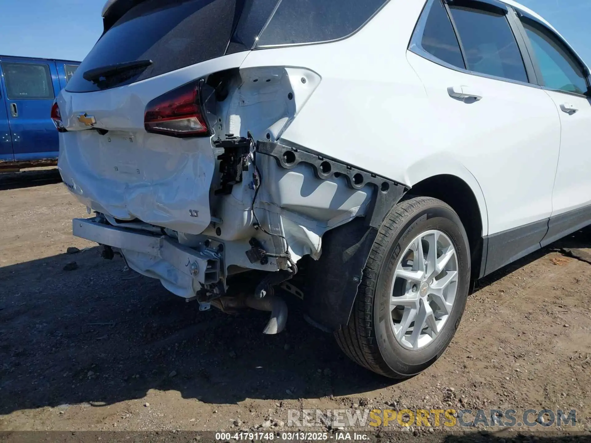 18 Photograph of a damaged car 3GNAXKEG6RS127804 CHEVROLET EQUINOX 2024