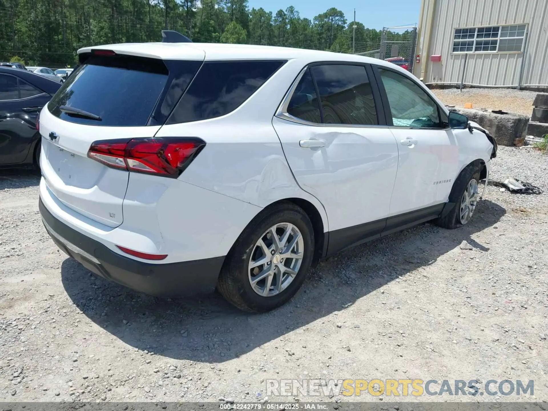 4 Photograph of a damaged car 3GNAXKEG7RL109032 CHEVROLET EQUINOX 2024