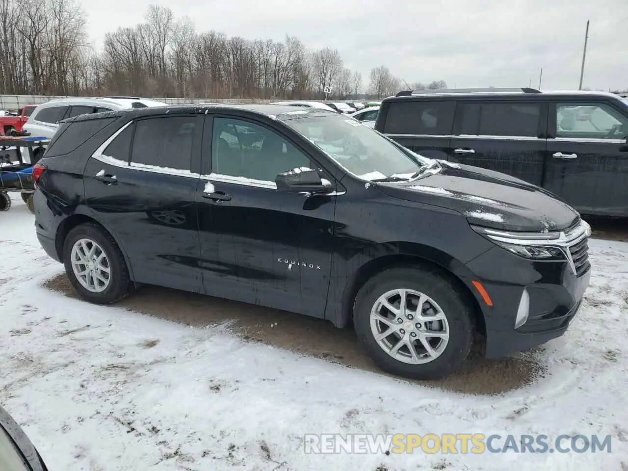 4 Photograph of a damaged car 3GNAXKEG8RL116832 CHEVROLET EQUINOX 2024