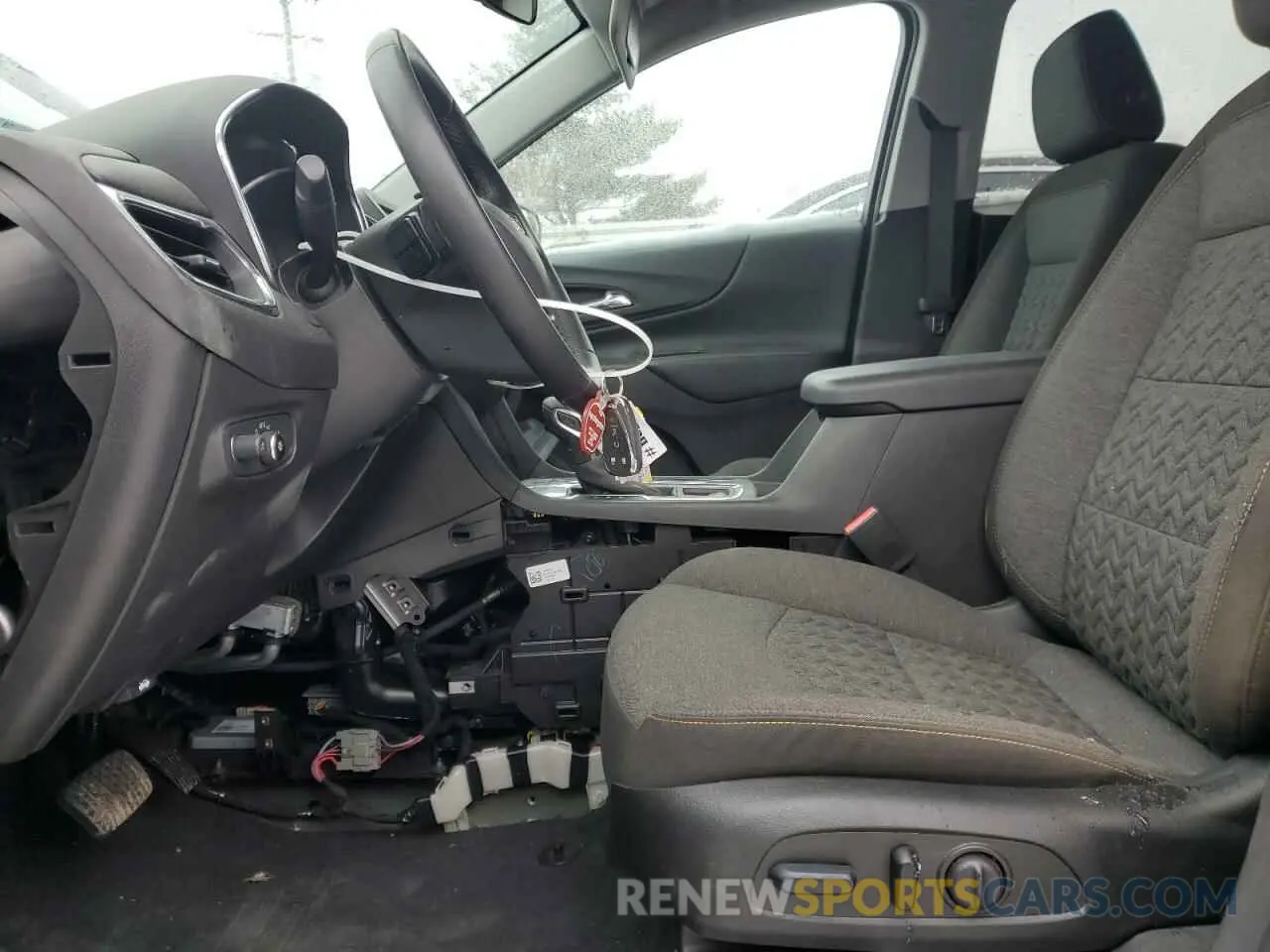 7 Photograph of a damaged car 3GNAXKEG8RL116832 CHEVROLET EQUINOX 2024