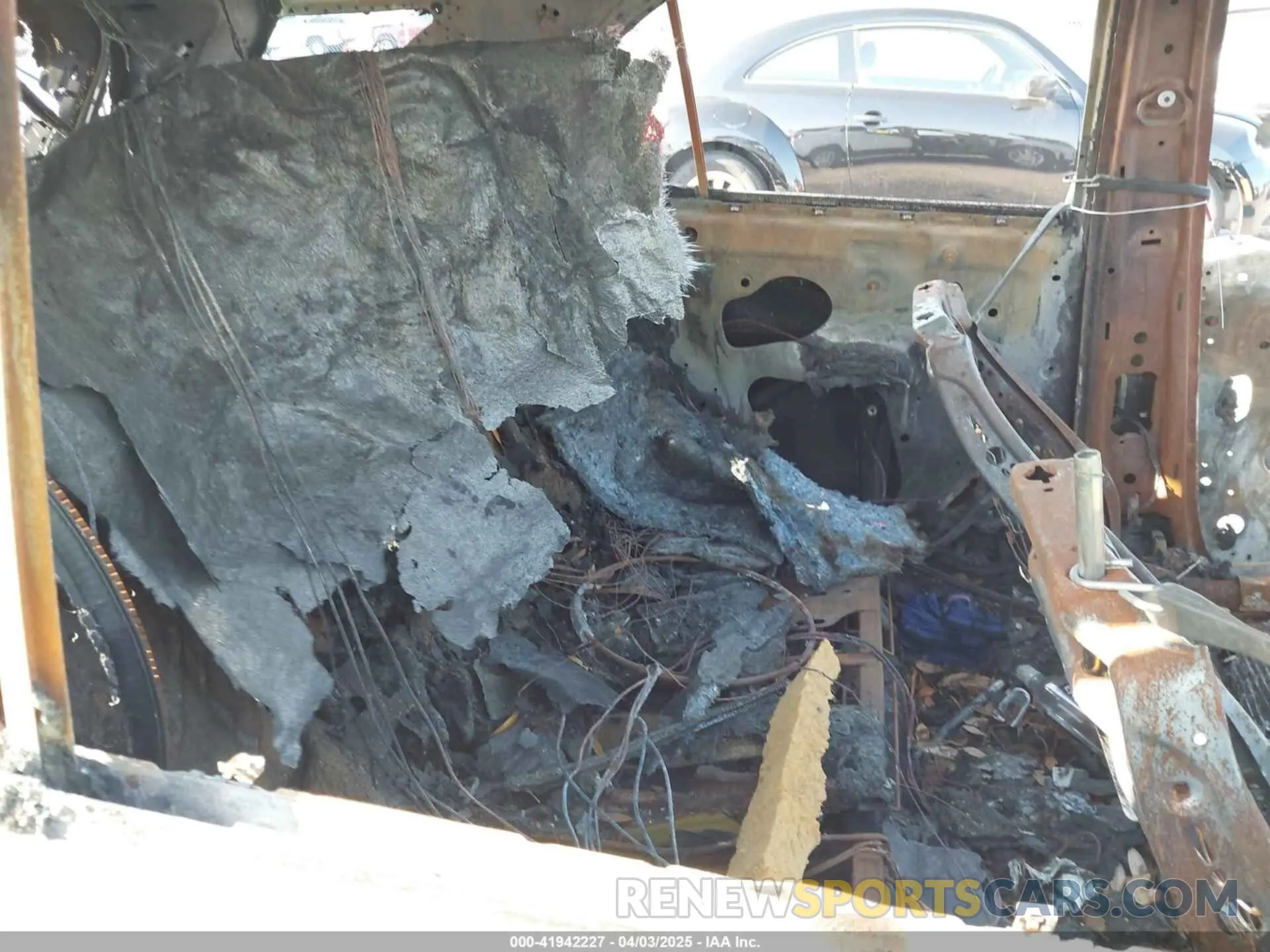 8 Photograph of a damaged car 3GNAXKEG8RL135767 CHEVROLET EQUINOX 2024