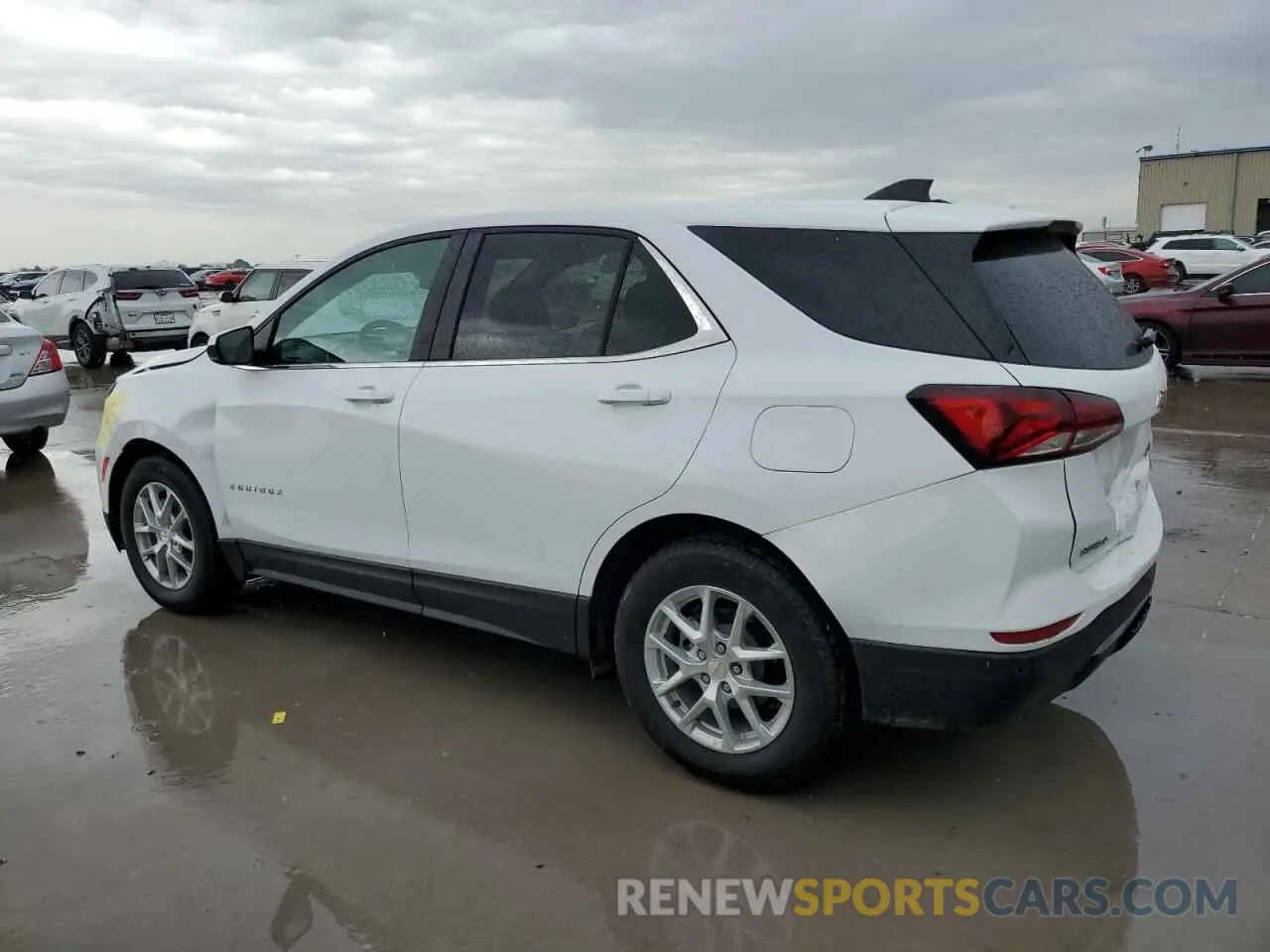 2 Photograph of a damaged car 3GNAXKEG8RL273860 CHEVROLET EQUINOX 2024