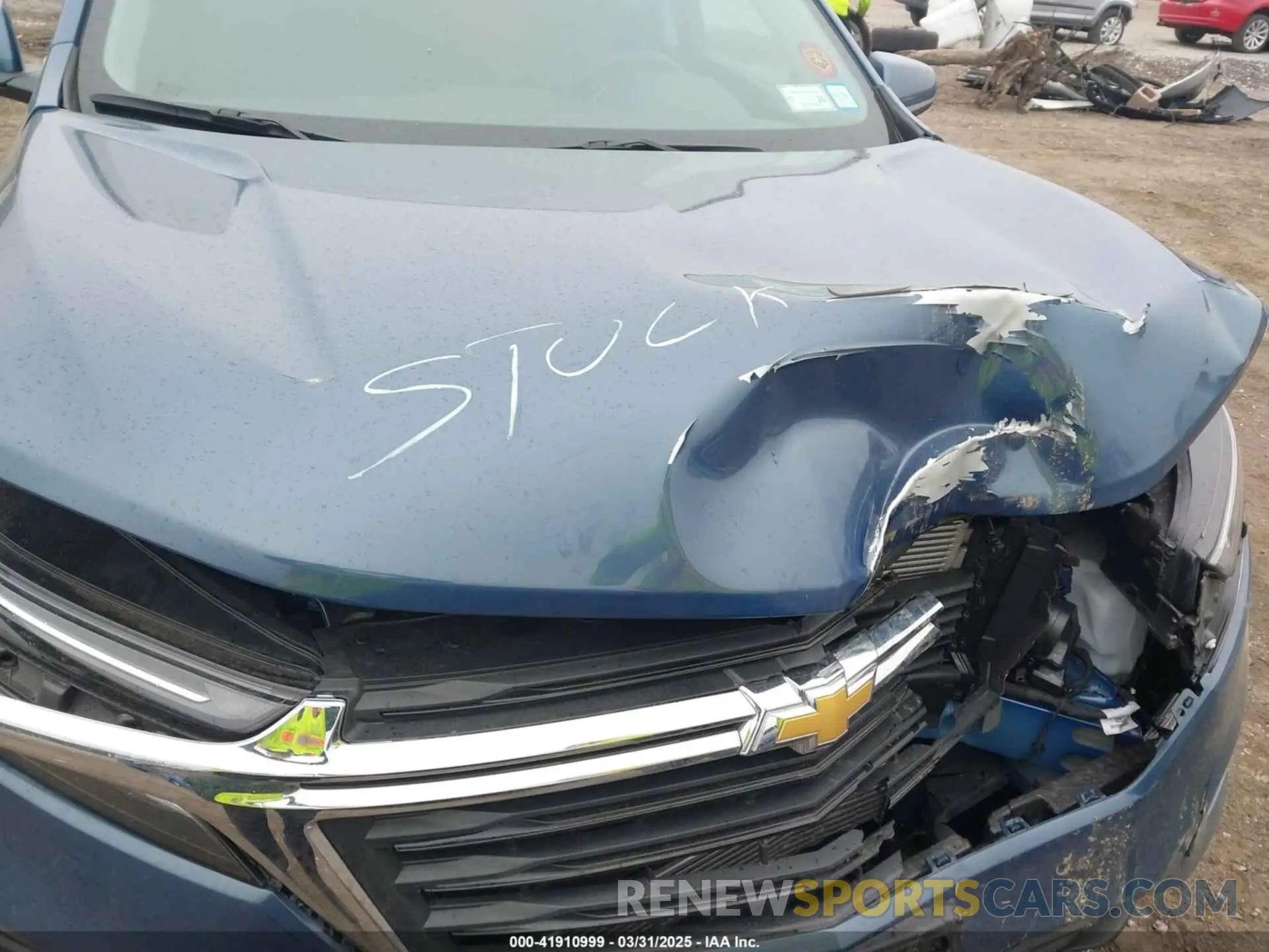 10 Photograph of a damaged car 3GNAXKEG8RL329134 CHEVROLET EQUINOX 2024