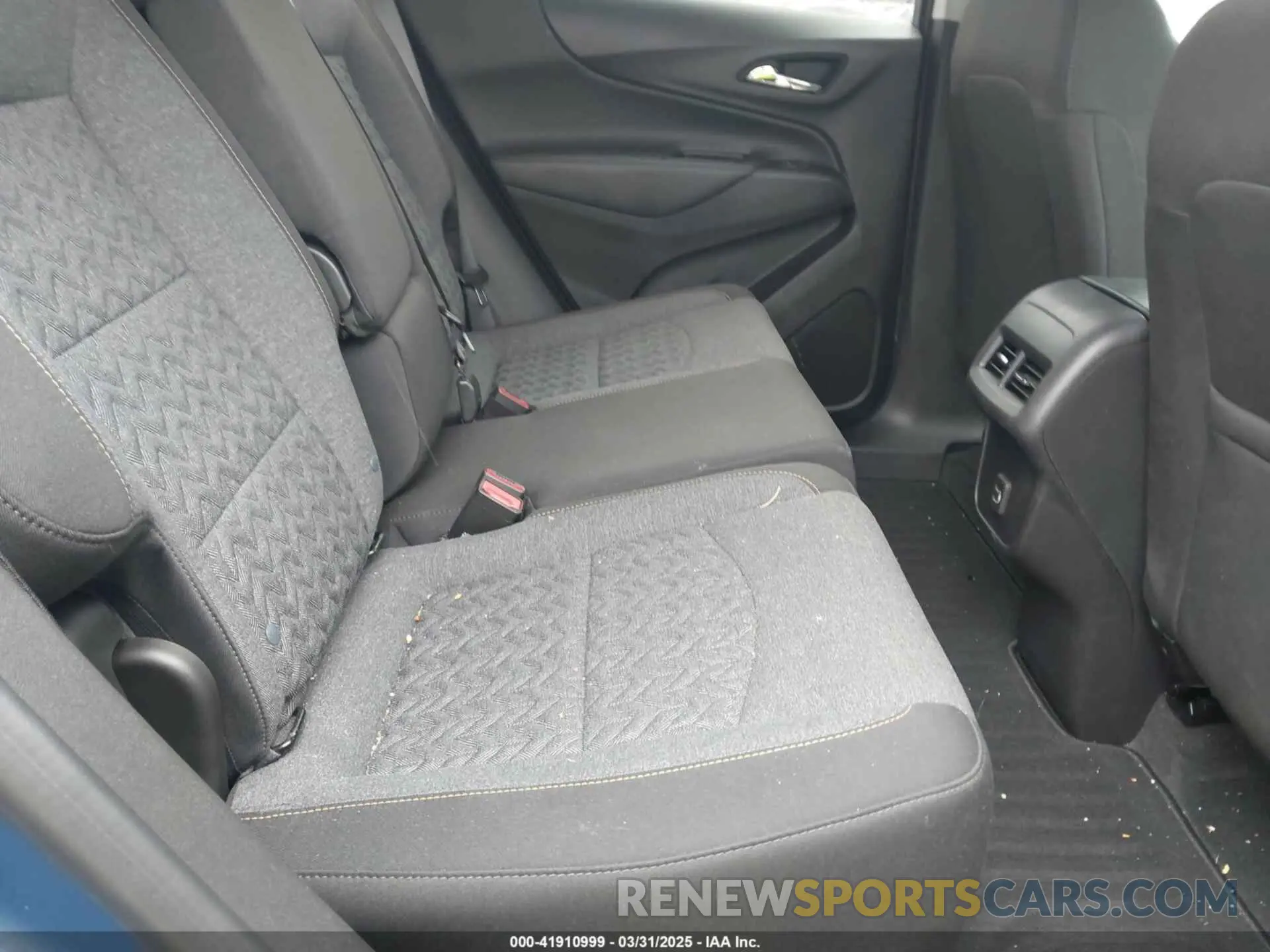 8 Photograph of a damaged car 3GNAXKEG8RL329134 CHEVROLET EQUINOX 2024