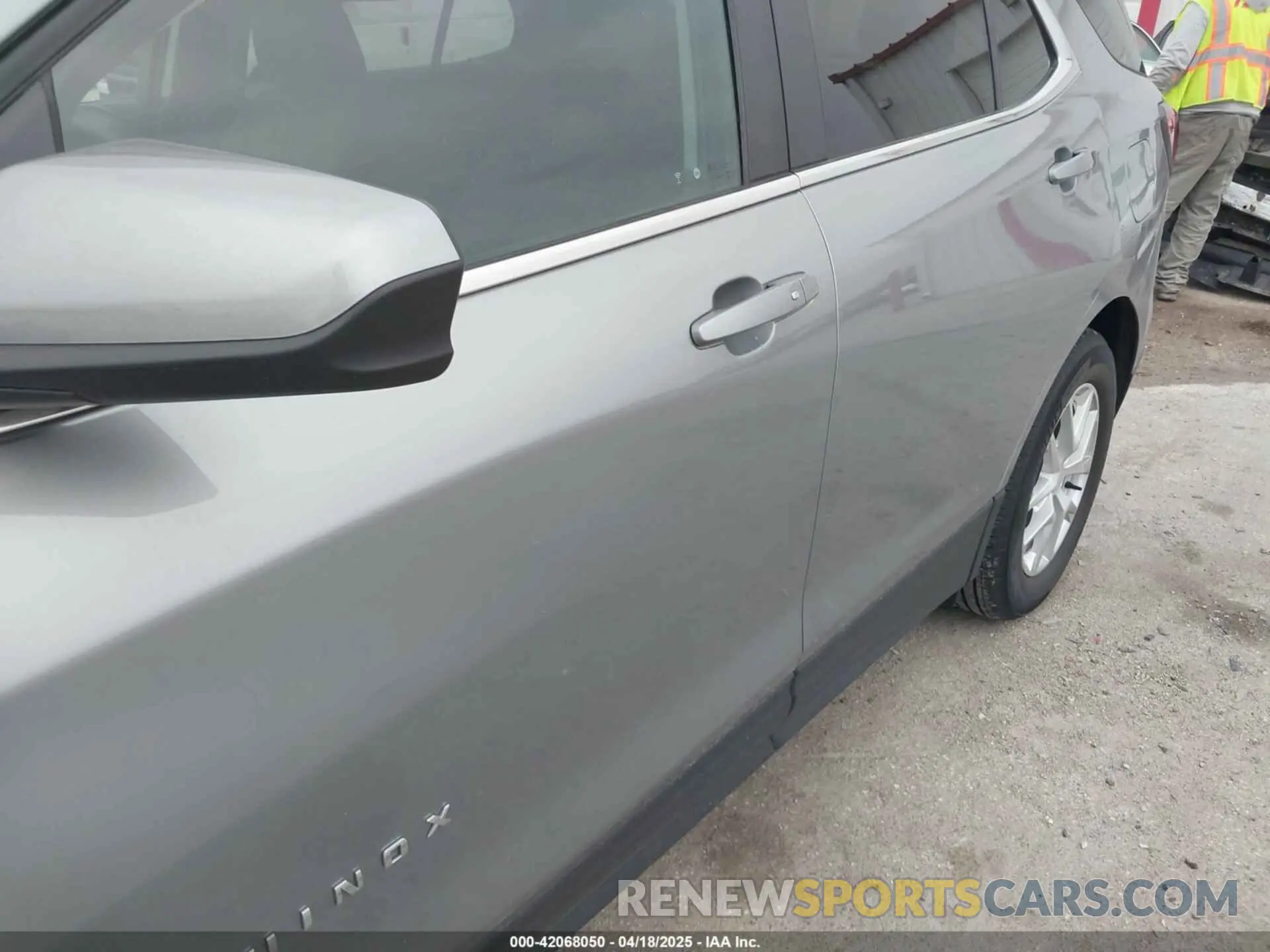 12 Photograph of a damaged car 3GNAXKEG8RL367091 CHEVROLET EQUINOX 2024