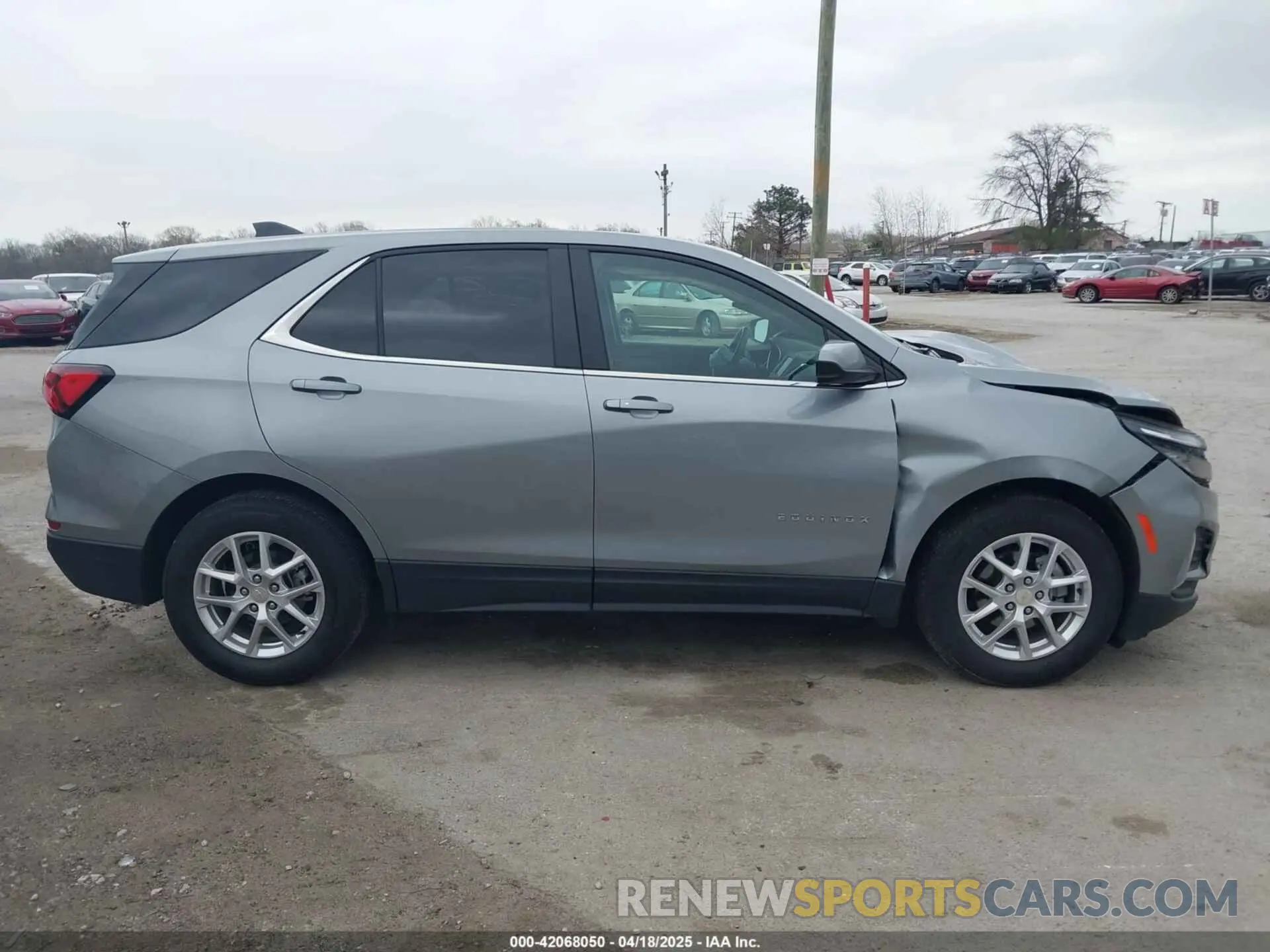 14 Photograph of a damaged car 3GNAXKEG8RL367091 CHEVROLET EQUINOX 2024