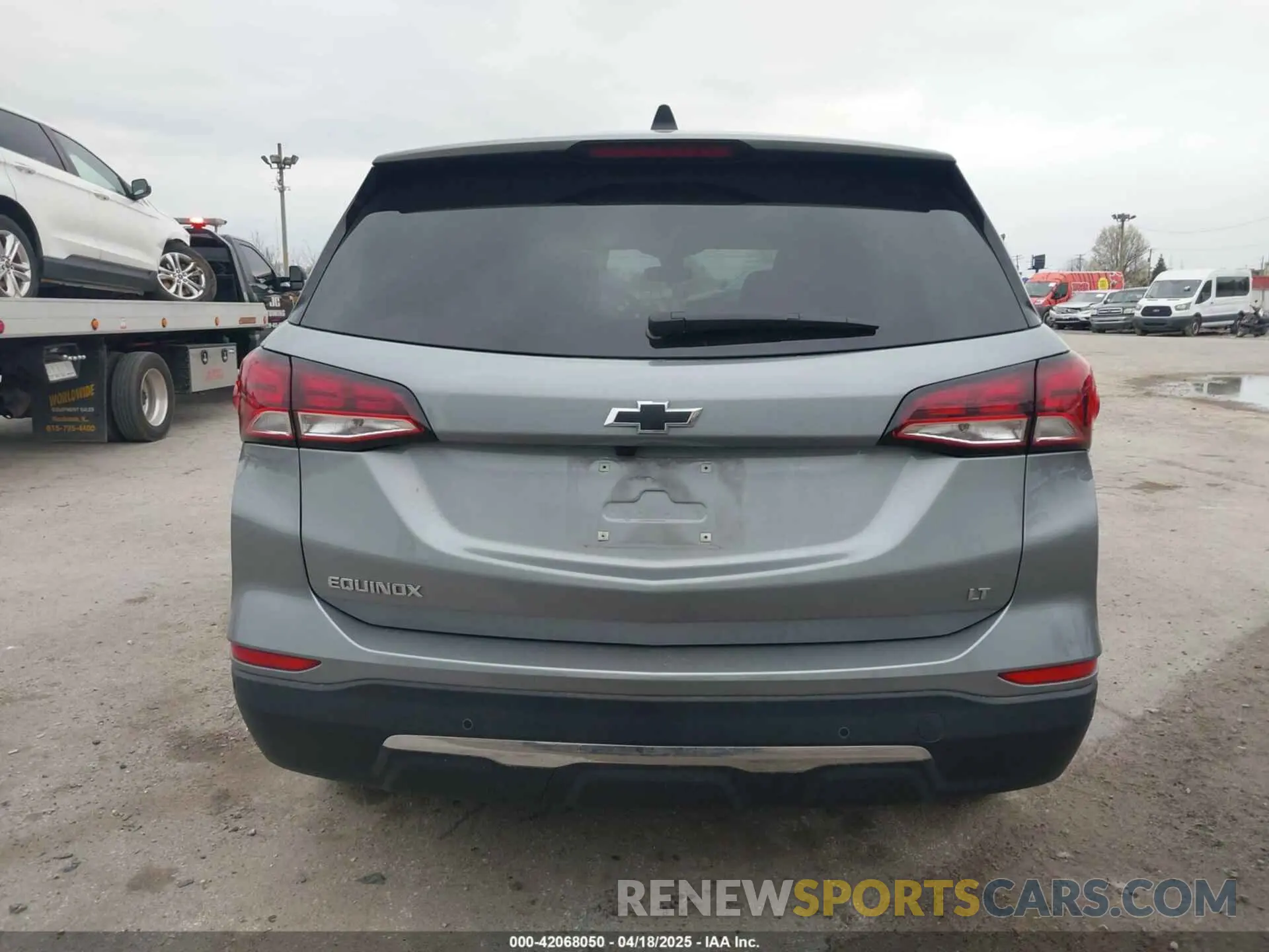 17 Photograph of a damaged car 3GNAXKEG8RL367091 CHEVROLET EQUINOX 2024