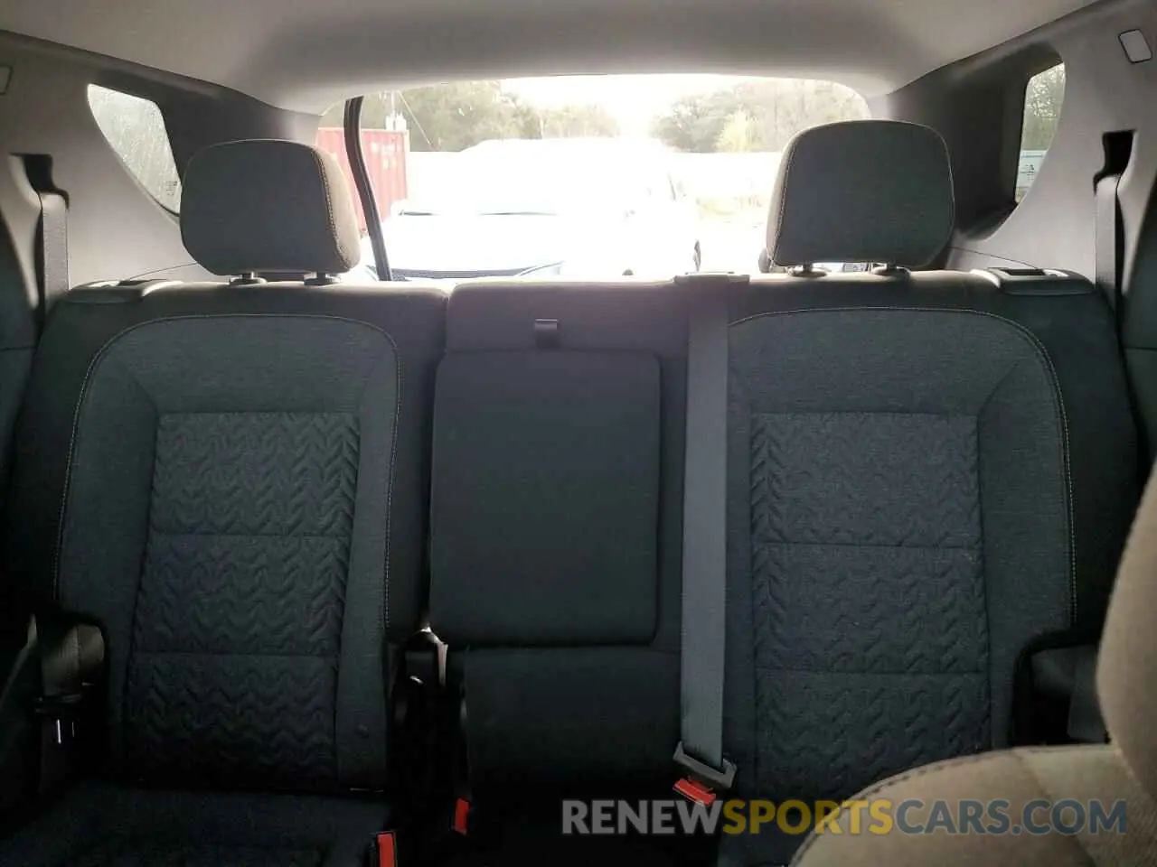 10 Photograph of a damaged car 3GNAXKEG8RS127349 CHEVROLET EQUINOX 2024