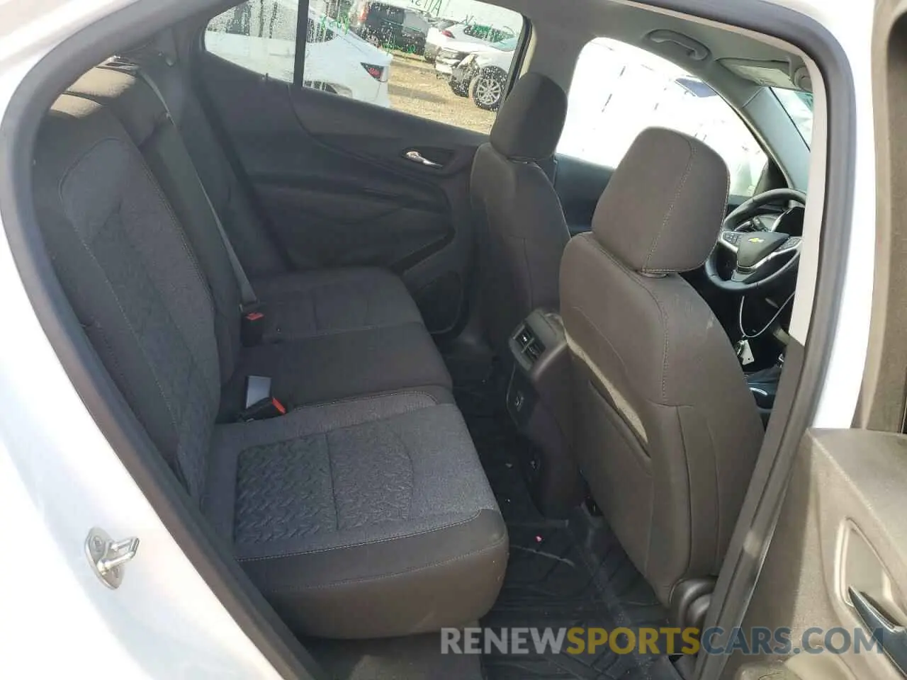 11 Photograph of a damaged car 3GNAXKEG8RS127349 CHEVROLET EQUINOX 2024