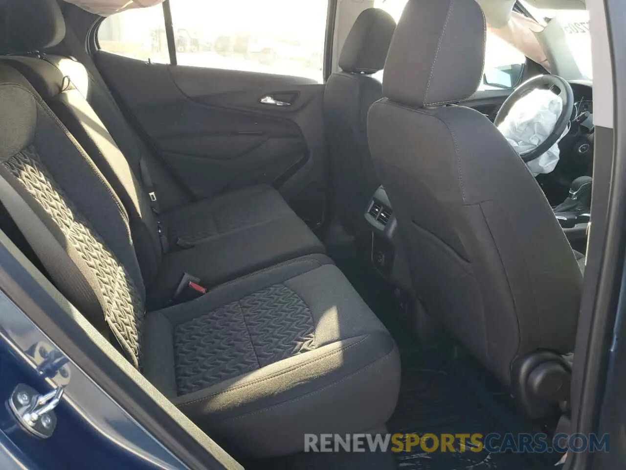 11 Photograph of a damaged car 3GNAXKEGXRL190012 CHEVROLET EQUINOX 2024