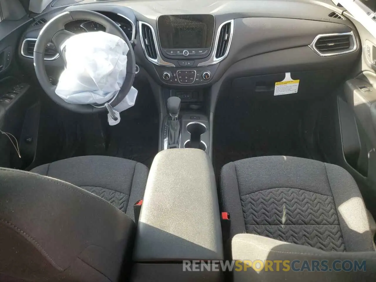 8 Photograph of a damaged car 3GNAXKEGXRL190012 CHEVROLET EQUINOX 2024
