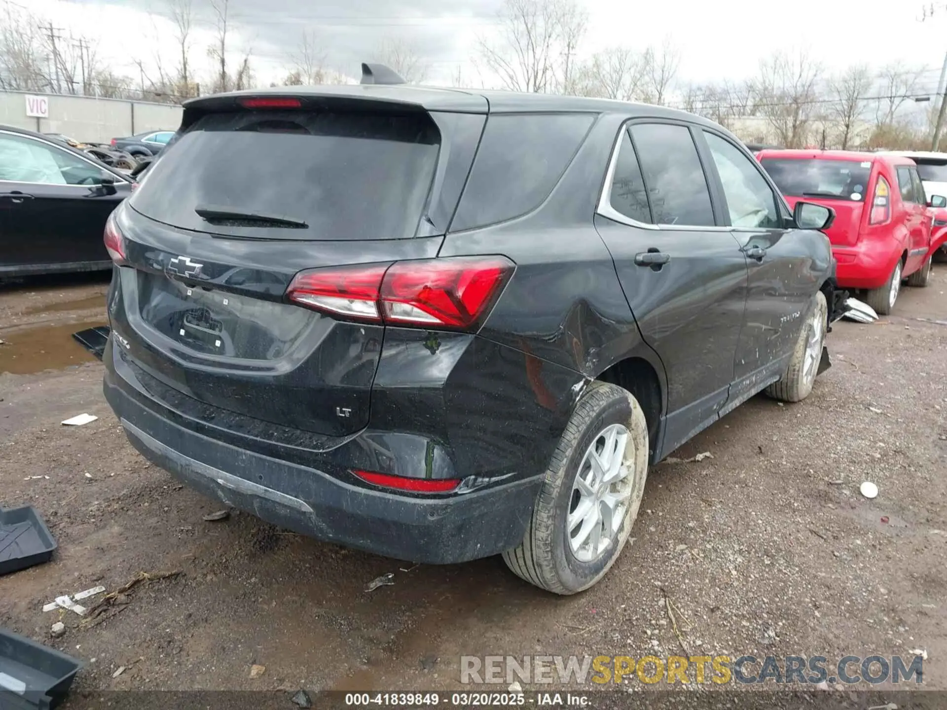 4 Photograph of a damaged car 3GNAXKEGXRL345612 CHEVROLET EQUINOX 2024