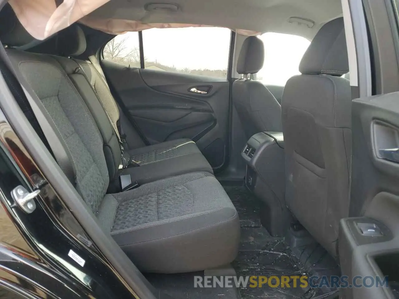 11 Photograph of a damaged car 3GNAXKEGXRL367111 CHEVROLET EQUINOX 2024