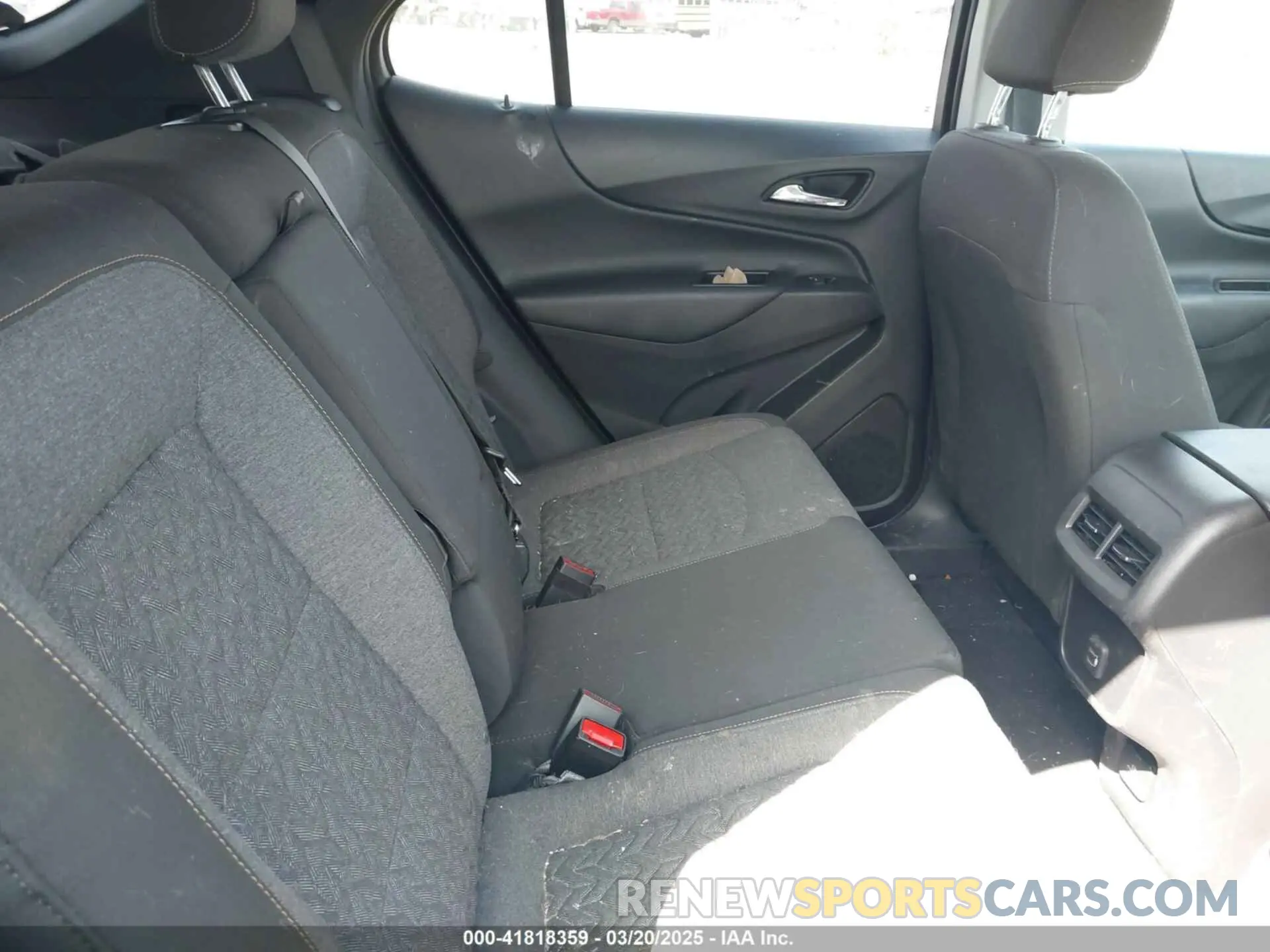 8 Photograph of a damaged car 3GNAXKEGXRS151104 CHEVROLET EQUINOX 2024