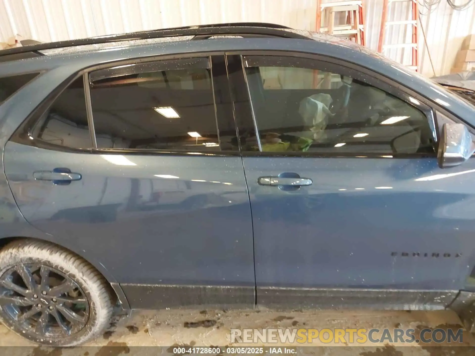 13 Photograph of a damaged car 3GNAXMEG2RL136103 CHEVROLET EQUINOX 2024