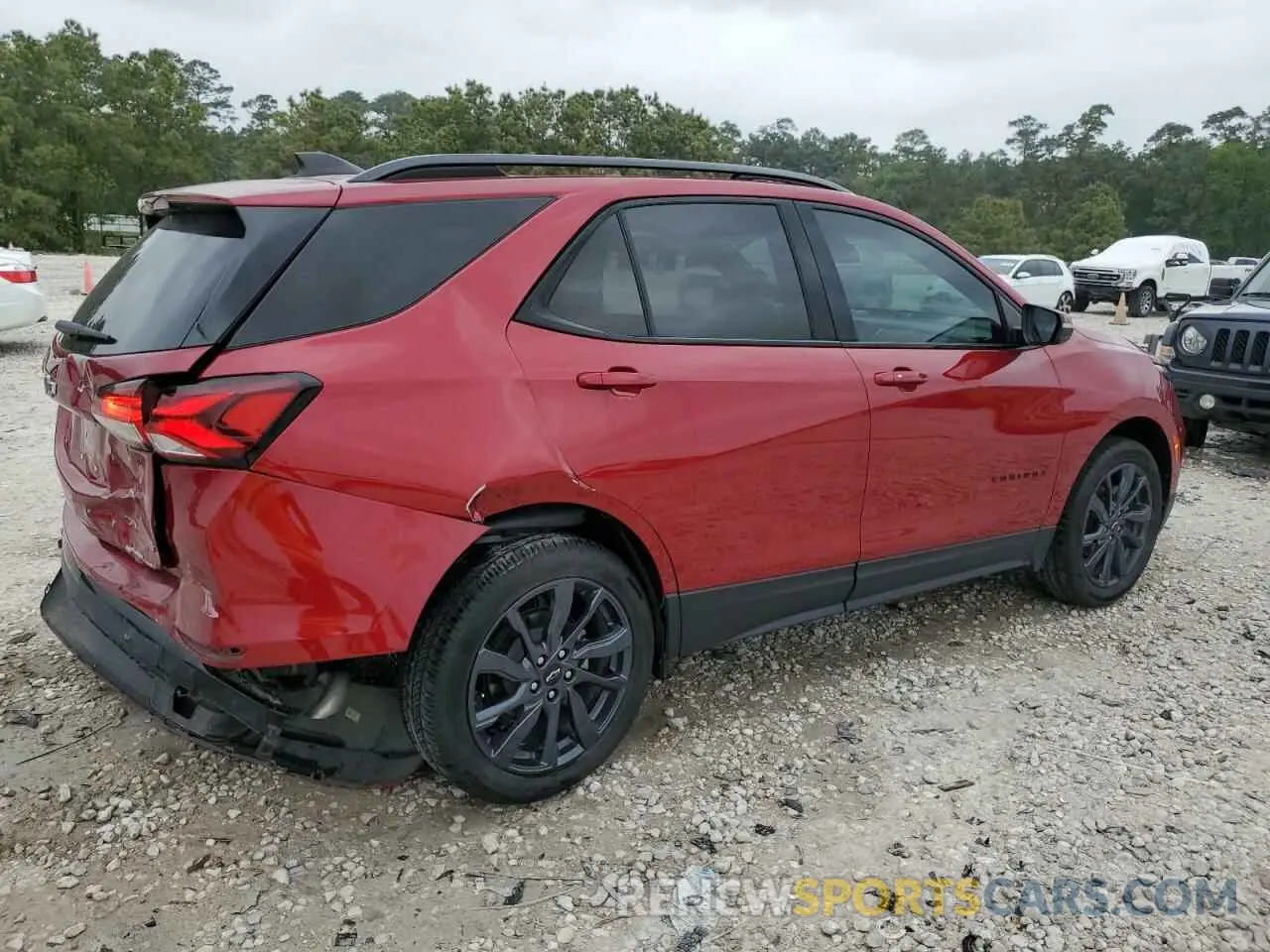 3 Photograph of a damaged car 3GNAXMEG2RL228246 CHEVROLET EQUINOX 2024