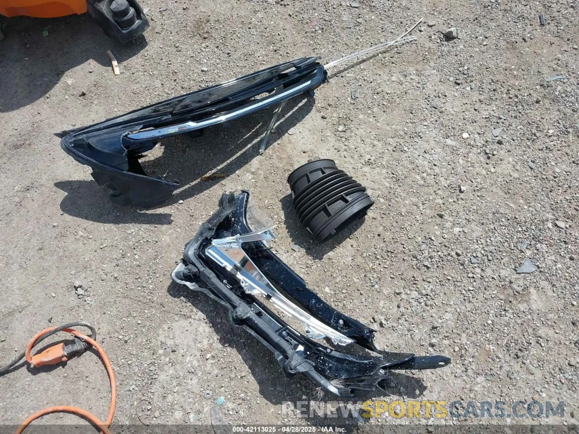 12 Photograph of a damaged car 3GNAXMEG2RS112681 CHEVROLET EQUINOX 2024