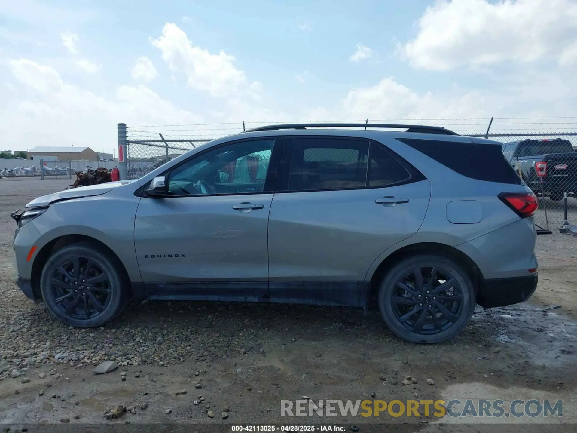 15 Photograph of a damaged car 3GNAXMEG2RS112681 CHEVROLET EQUINOX 2024