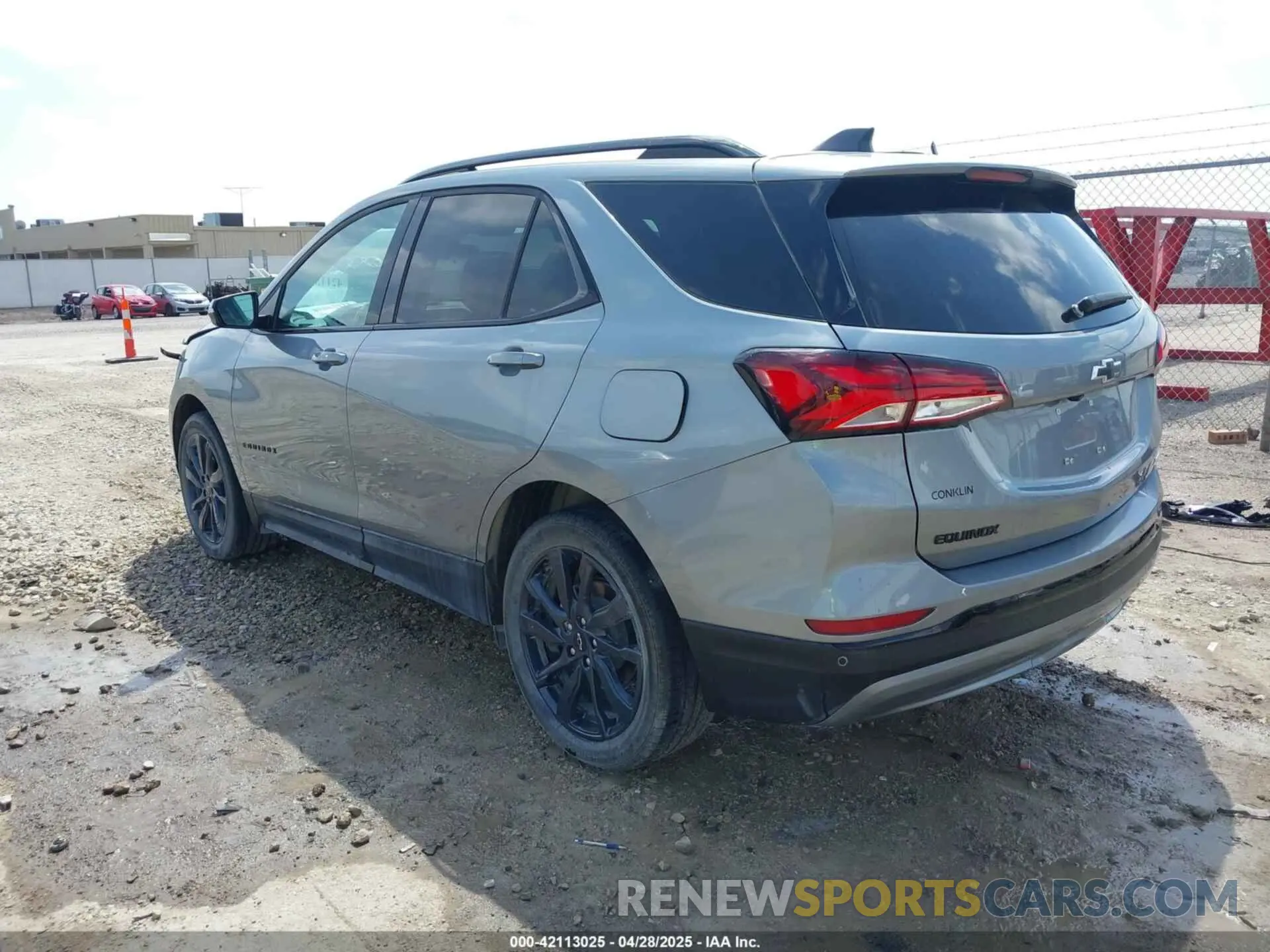 3 Photograph of a damaged car 3GNAXMEG2RS112681 CHEVROLET EQUINOX 2024