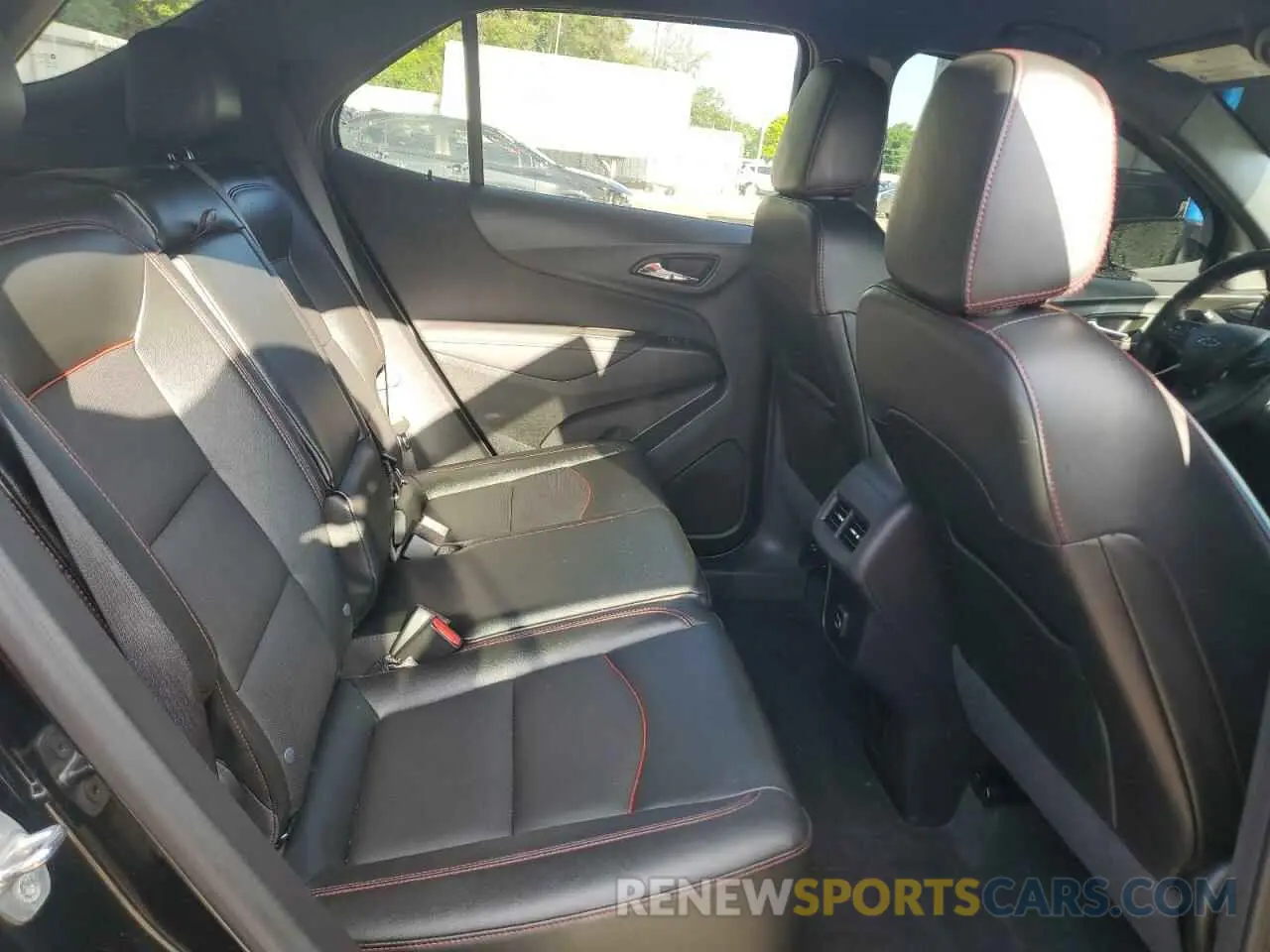 11 Photograph of a damaged car 3GNAXMEG4RL156062 CHEVROLET EQUINOX 2024