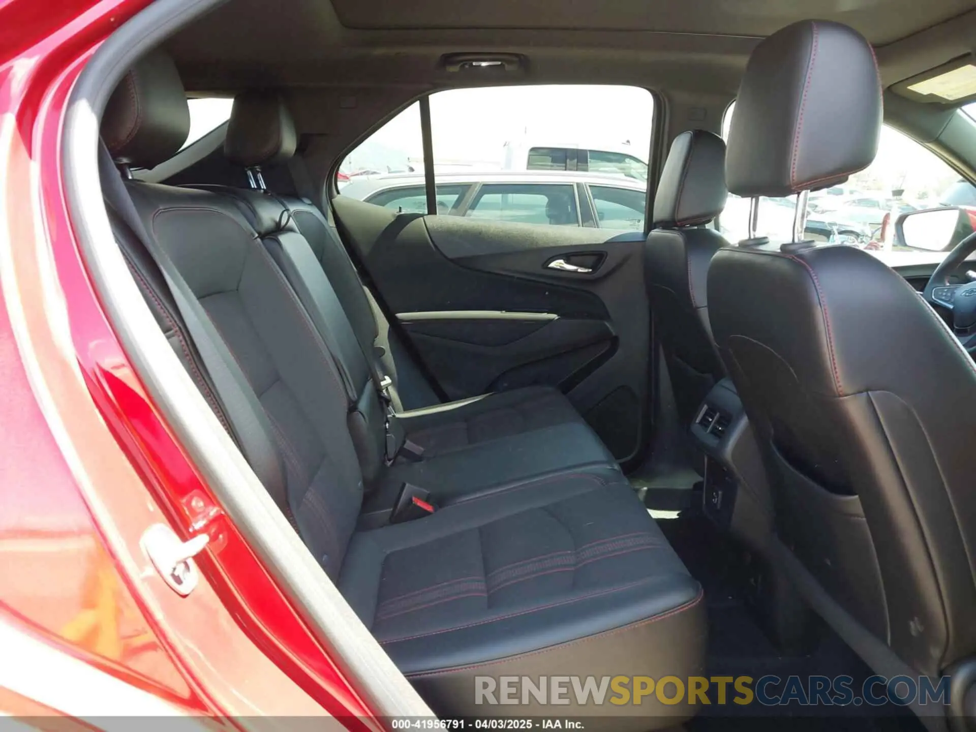 8 Photograph of a damaged car 3GNAXMEG5RL363141 CHEVROLET EQUINOX 2024