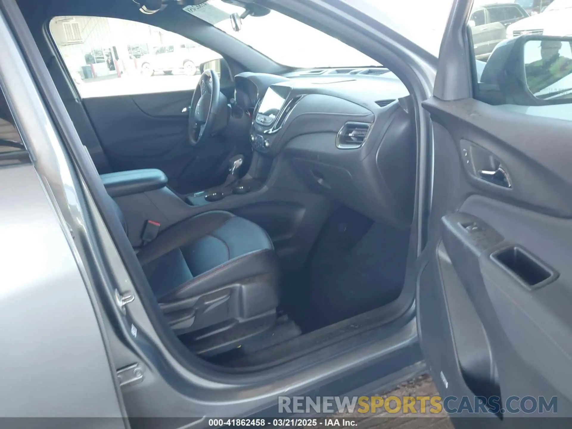 5 Photograph of a damaged car 3GNAXMEG6RS165691 CHEVROLET EQUINOX 2024