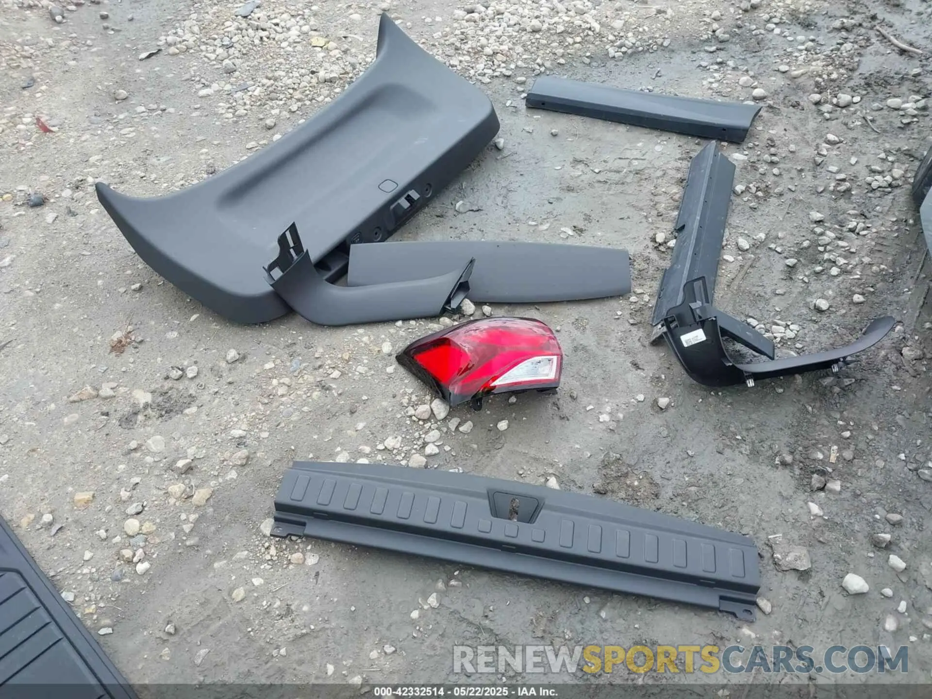 12 Photograph of a damaged car 3GNAXMEG7RL140387 CHEVROLET EQUINOX 2024