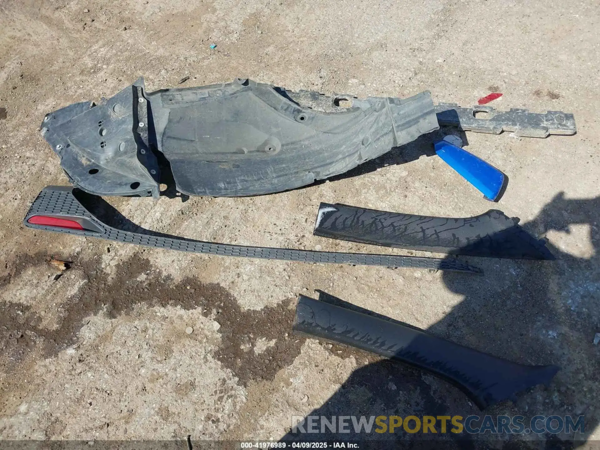 12 Photograph of a damaged car 3GNAXMEG8RS221288 CHEVROLET EQUINOX 2024