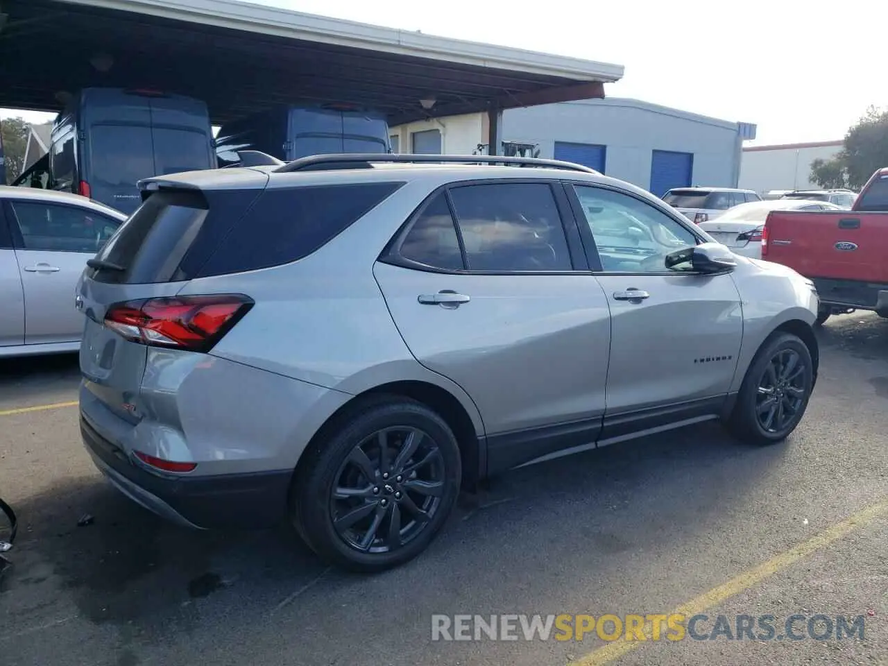 3 Photograph of a damaged car 3GNAXMEG8RS235949 CHEVROLET EQUINOX 2024