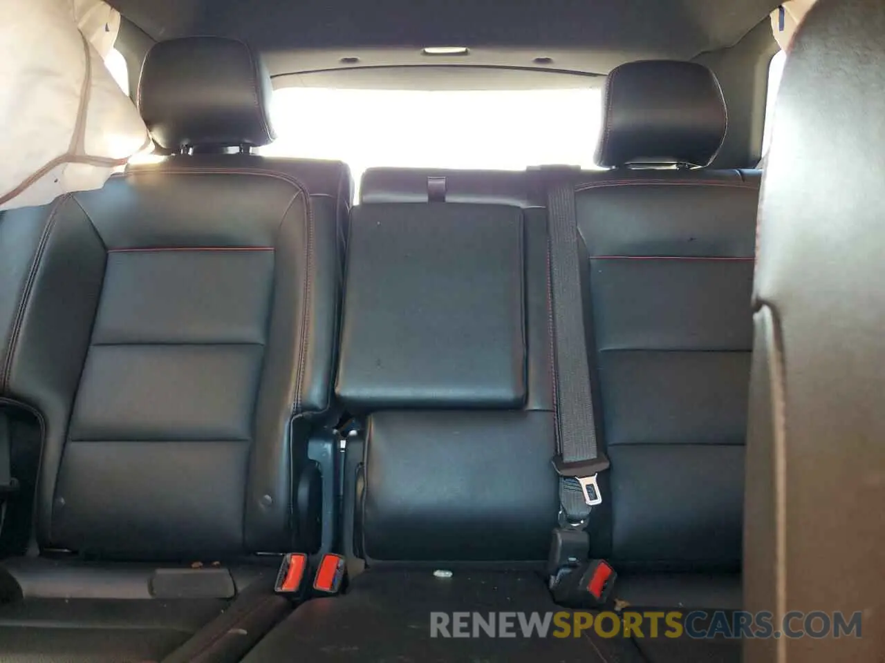 10 Photograph of a damaged car 3GNAXMEG9RL114096 CHEVROLET EQUINOX 2024